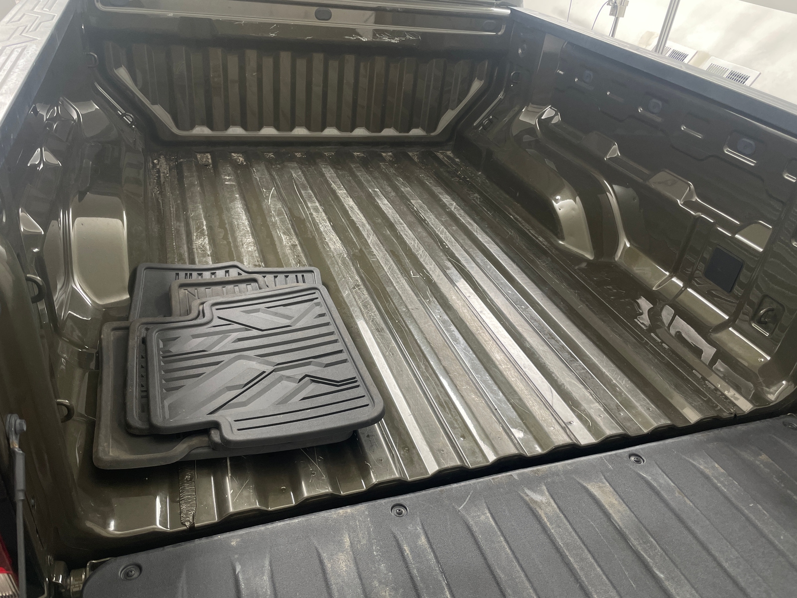 Thumbnail: 2024 Chevrolet Colorado - 7