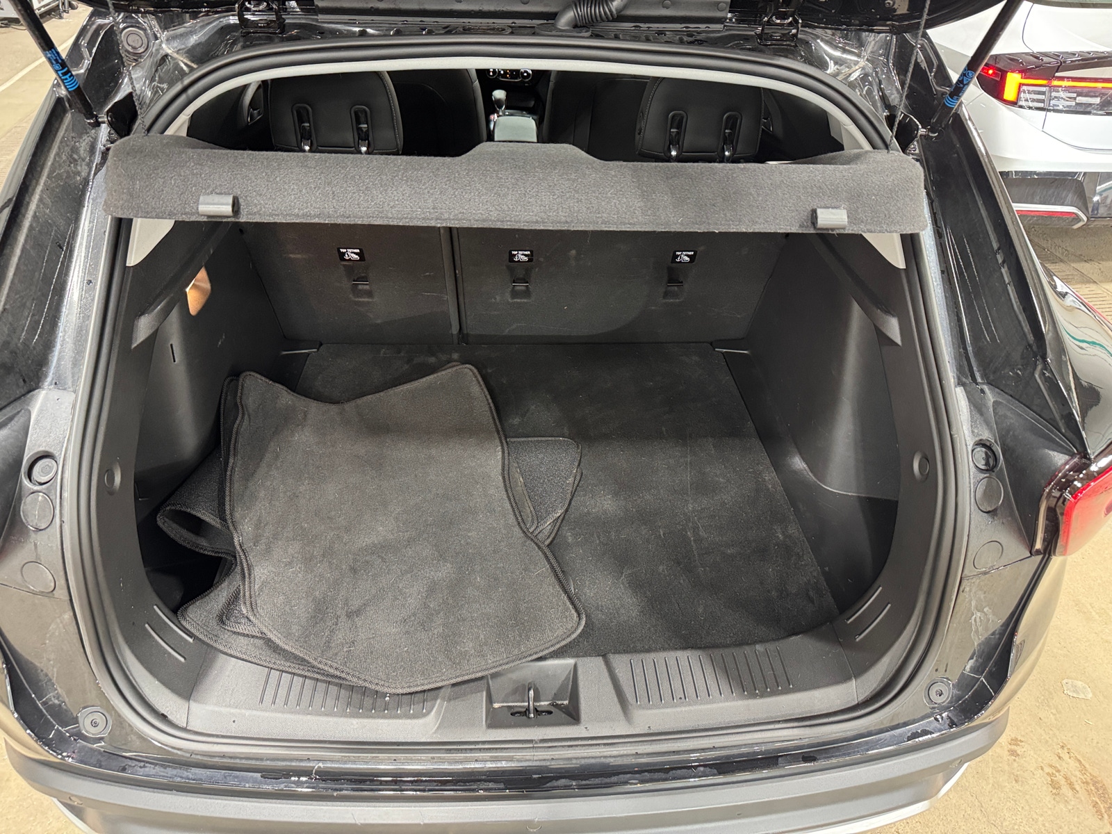 Thumbnail: 2024 Chevrolet Trax - 7