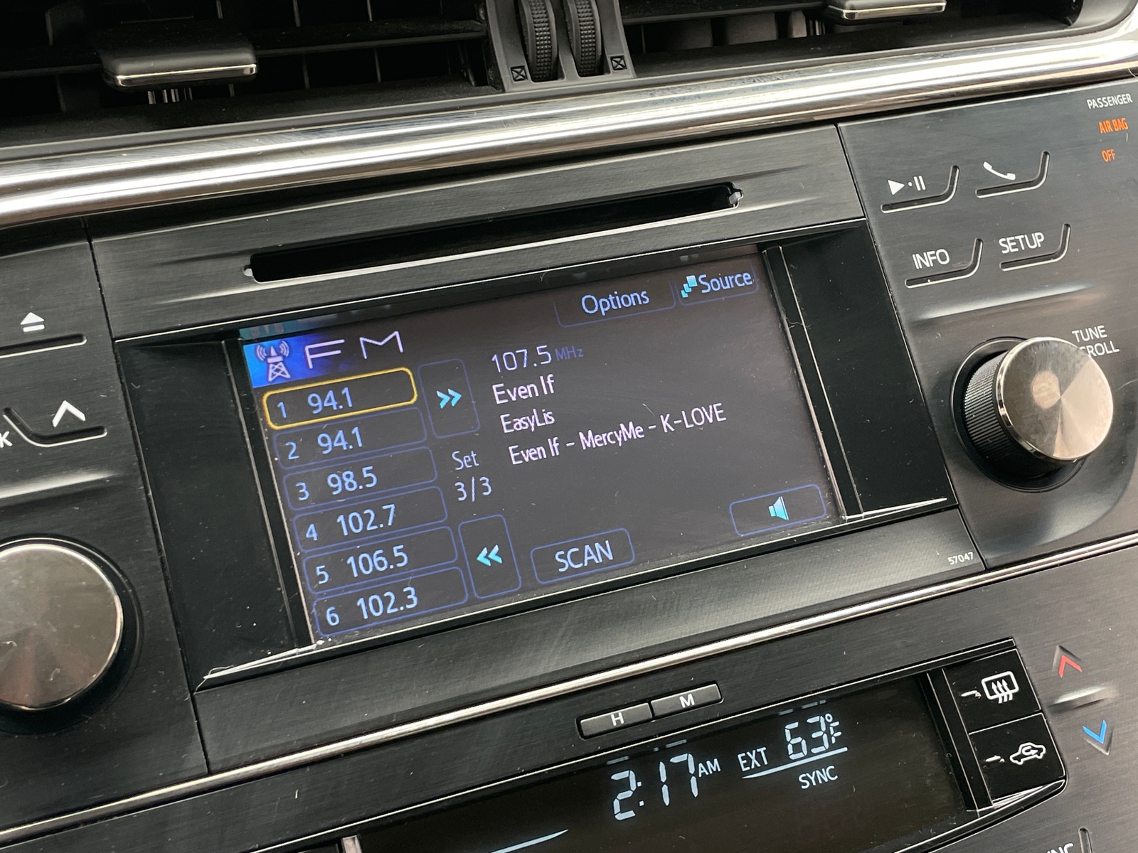 Thumbnail: 2014 Toyota Avalon - 4