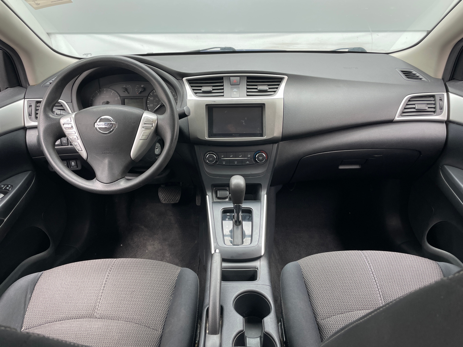 Thumbnail: 2017 Nissan Sentra - 3