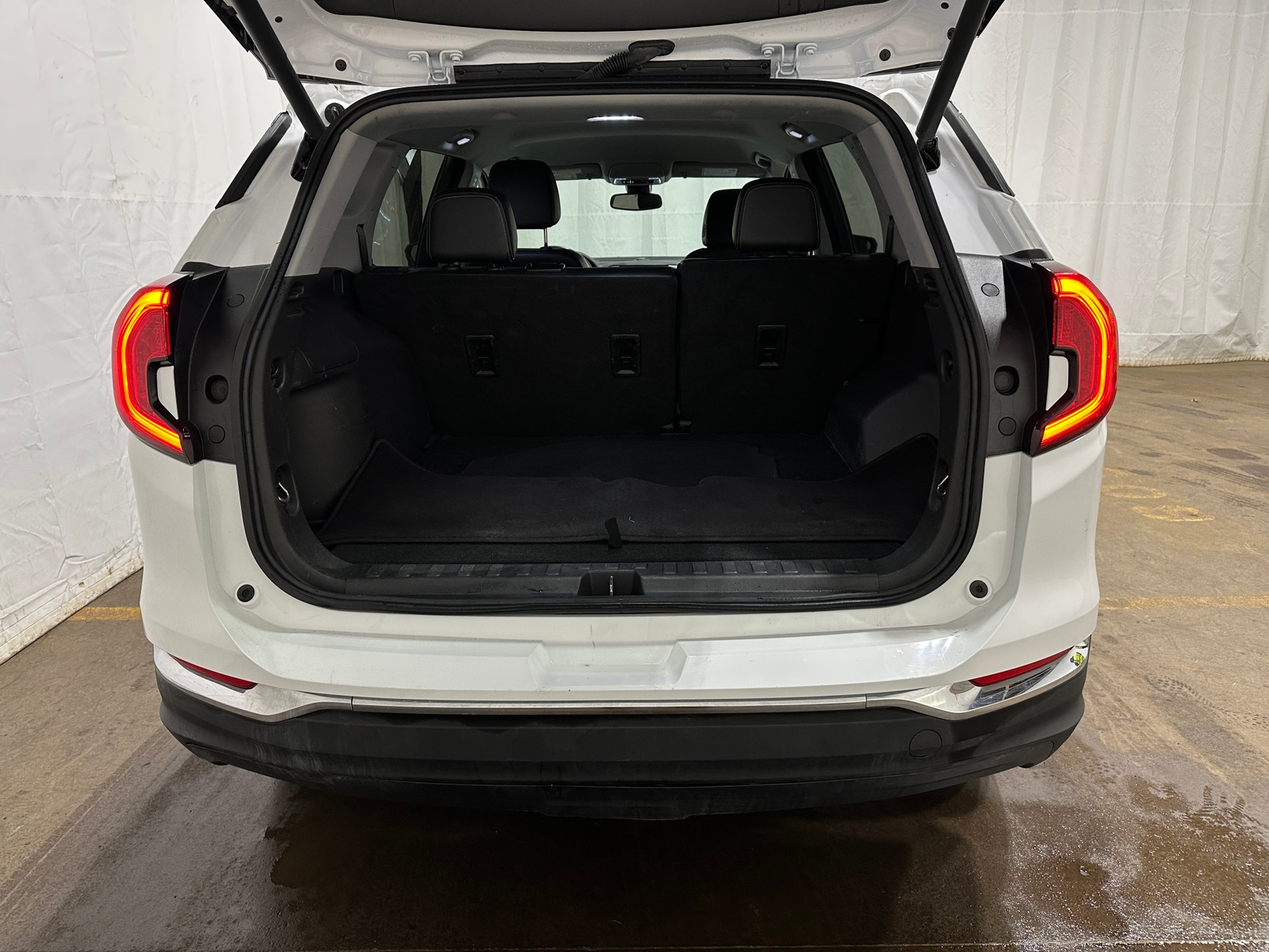 Thumbnail: 2024 GMC Terrain - 6