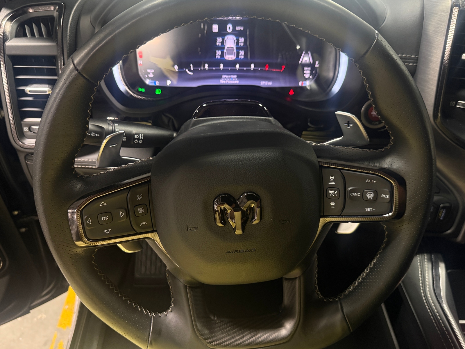 Thumbnail: 2025 RAM 1500 - 4