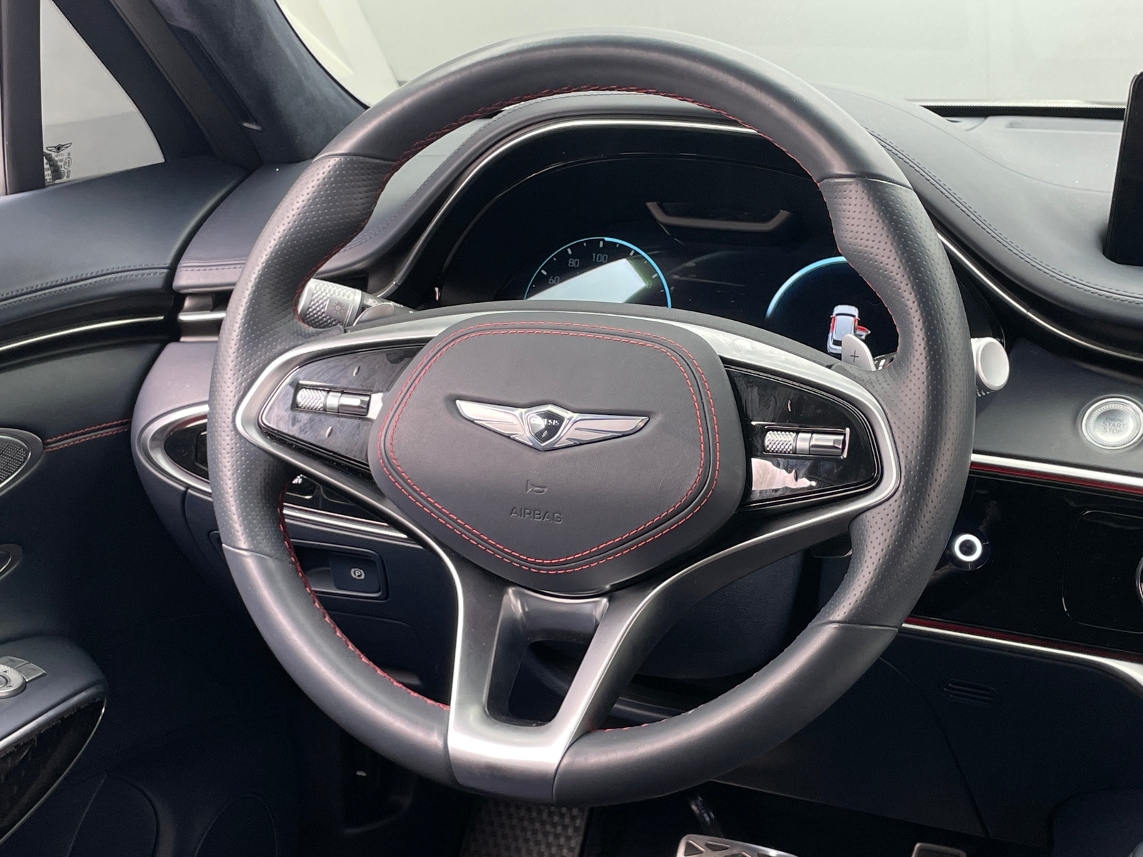 Thumbnail: 2022 Genesis GV70 - 4