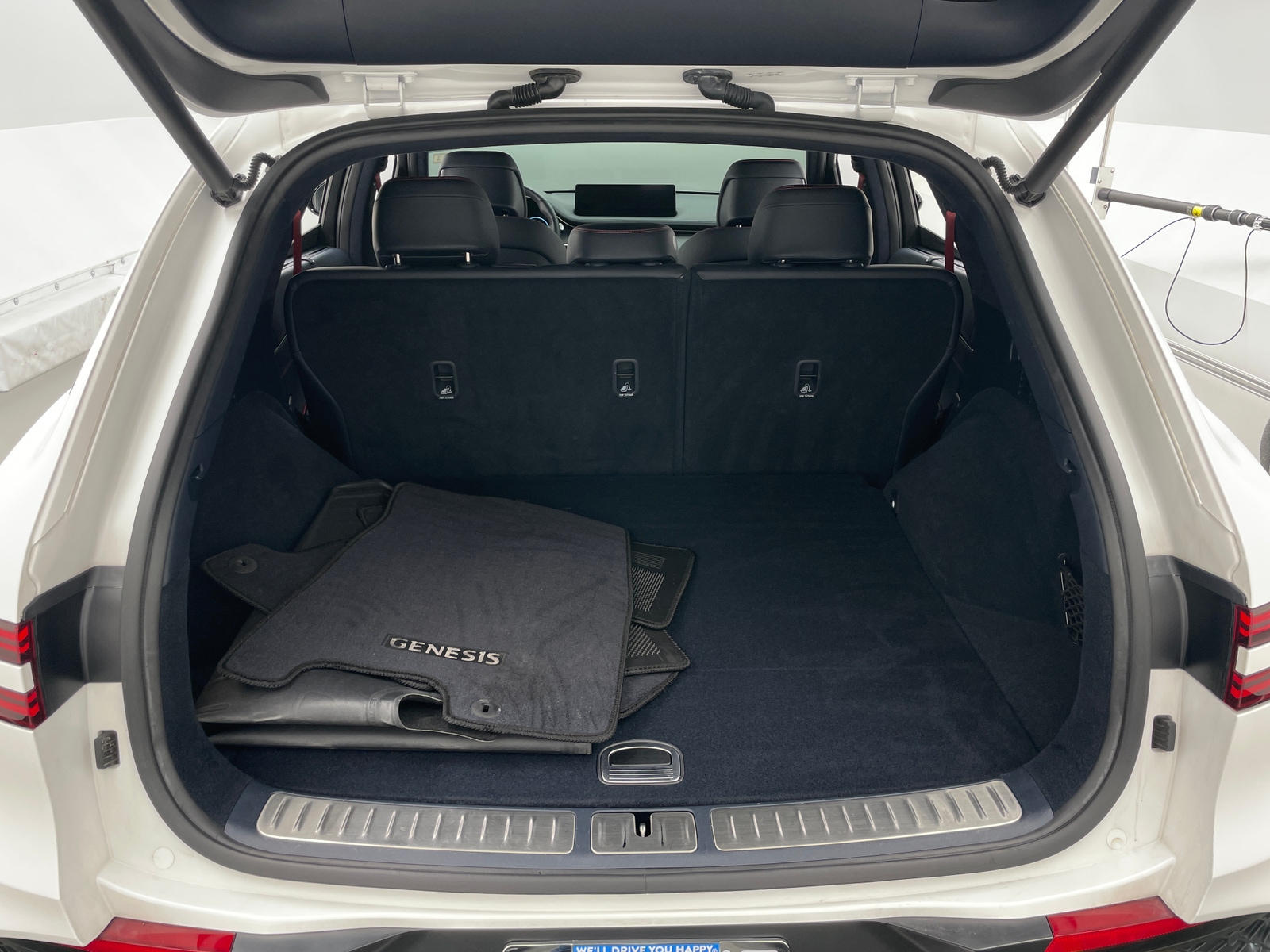 Thumbnail: 2022 Genesis GV70 - 6