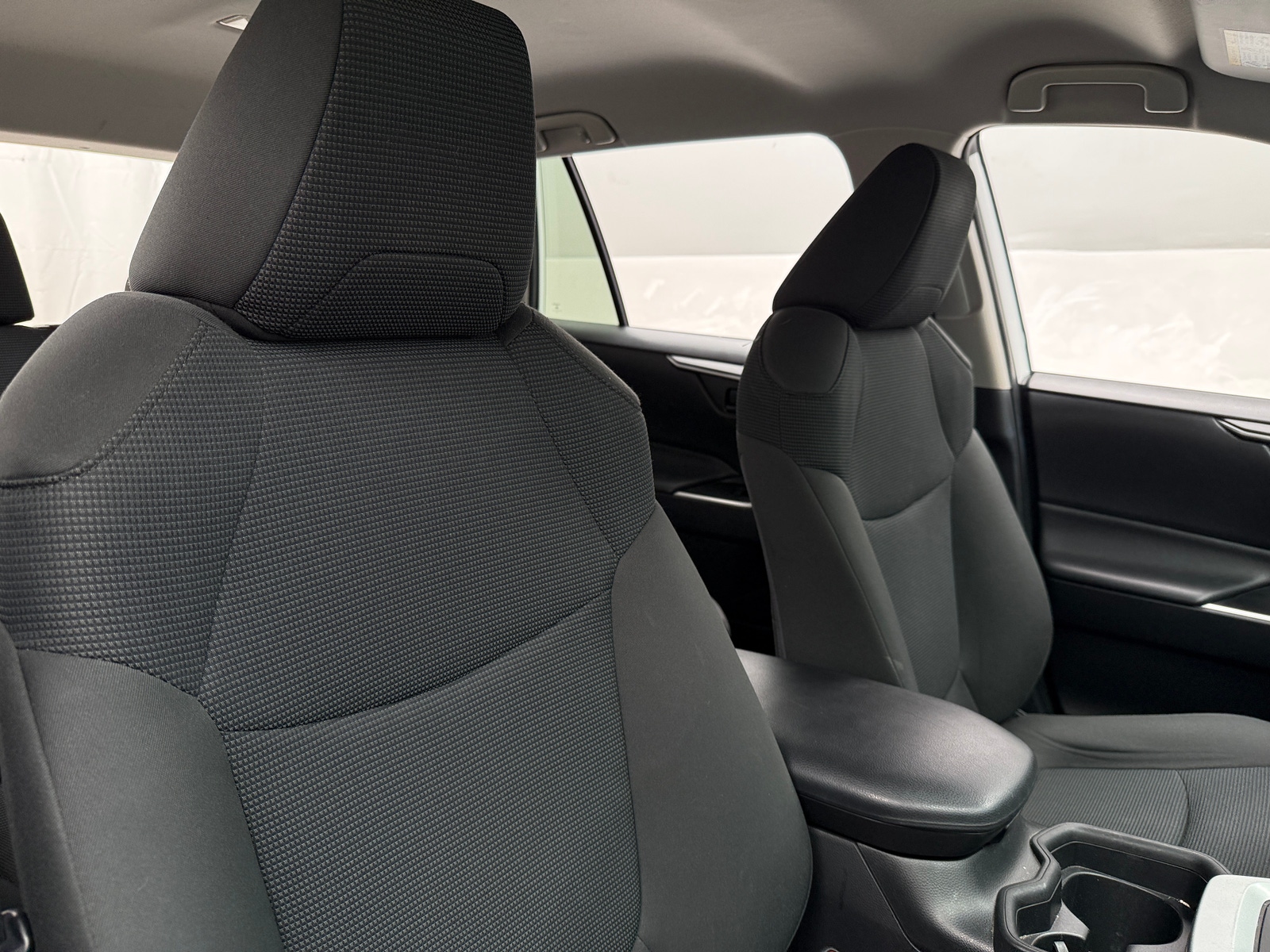 Thumbnail: 2021 Toyota RAV4 - 2