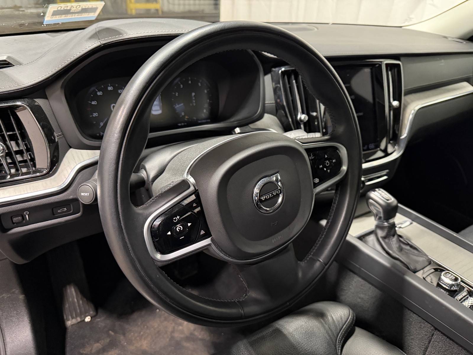 Thumbnail: 2021 Volvo S60 - 4