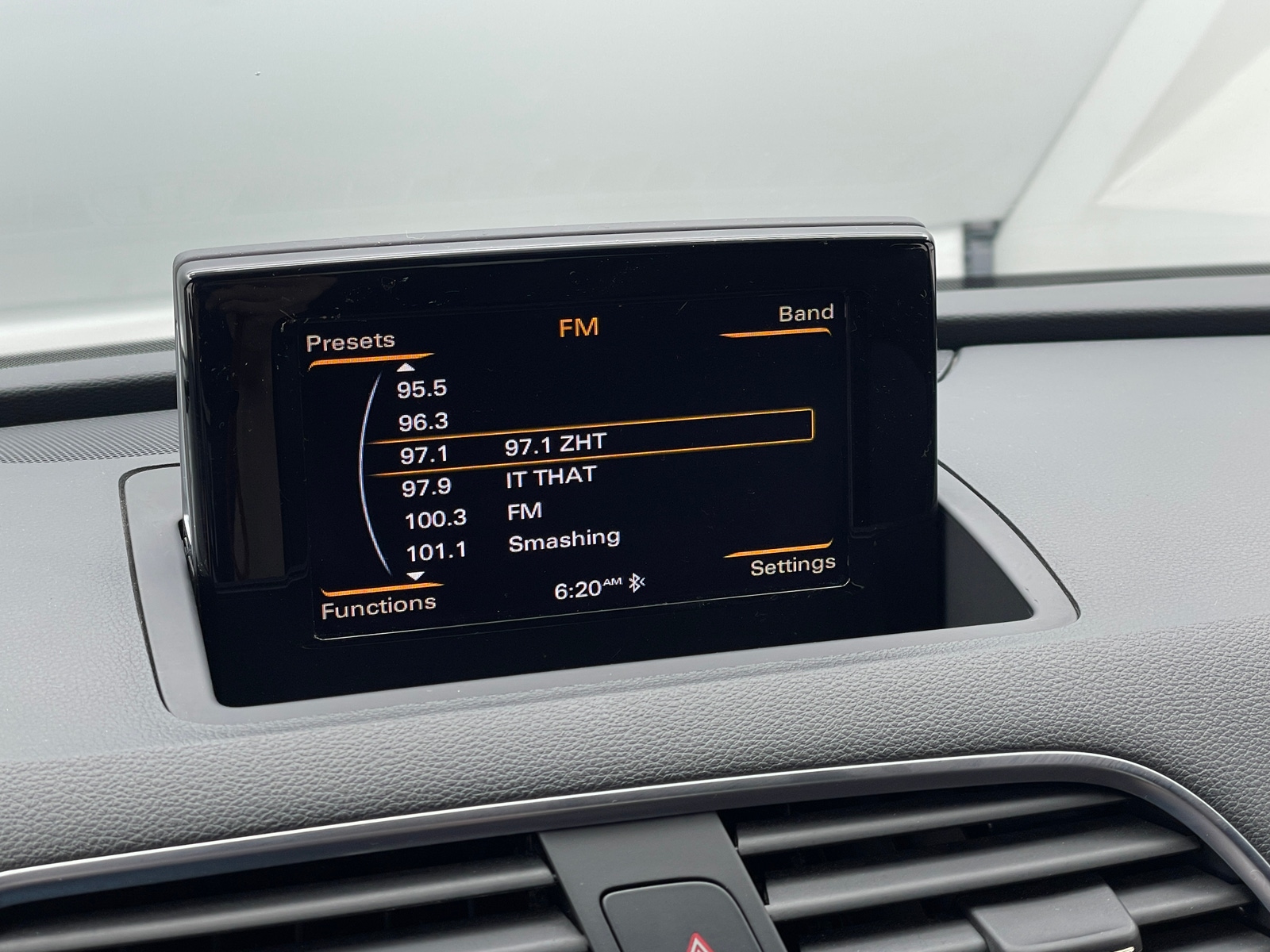 Thumbnail: 2018 Audi Q3 - 3