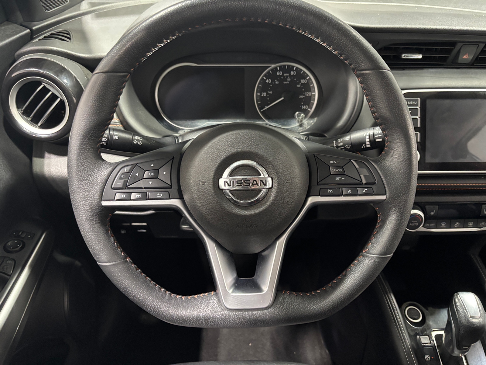 Thumbnail: 2020 Nissan Kicks - 4