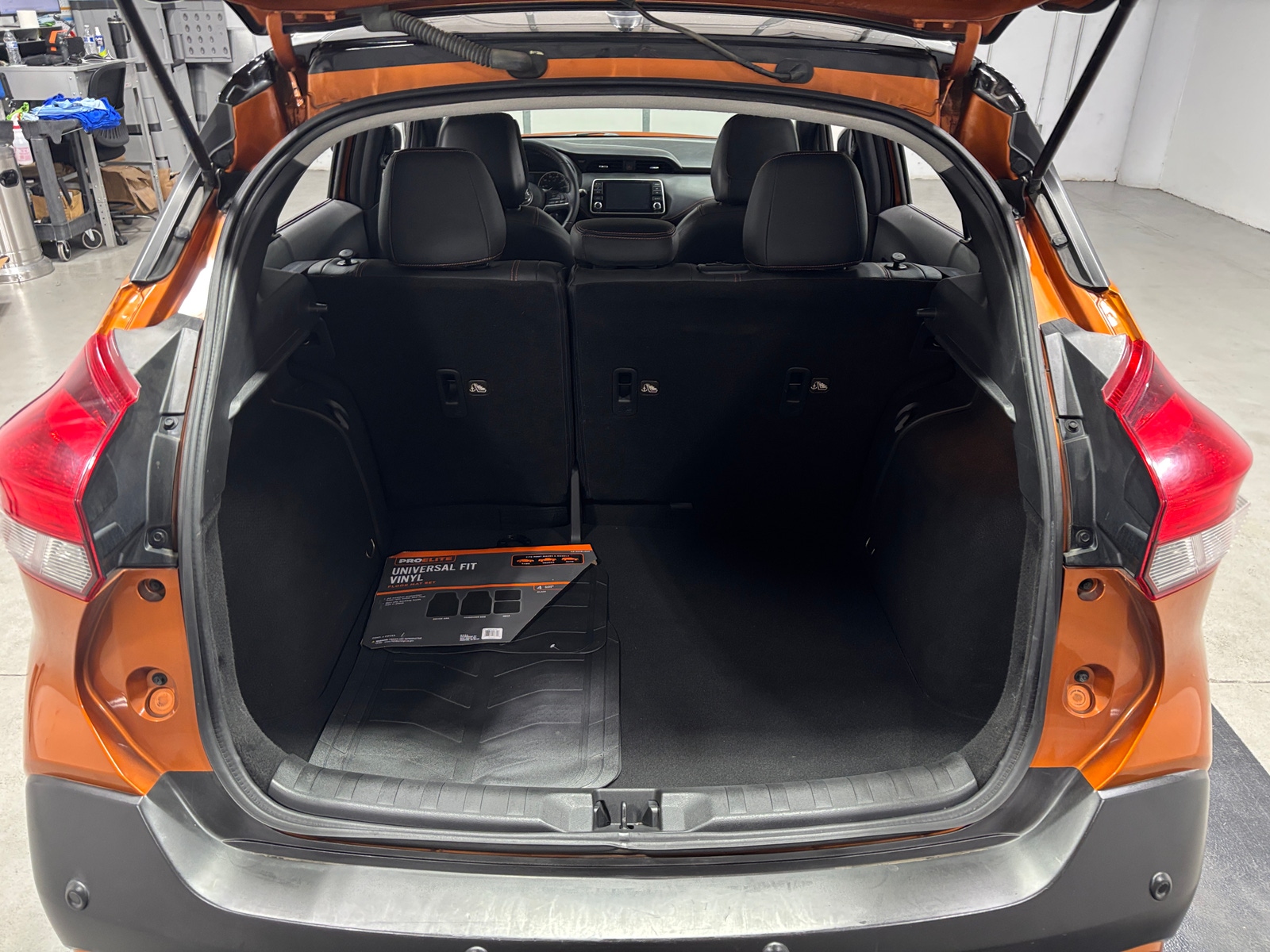 Thumbnail: 2020 Nissan Kicks - 6