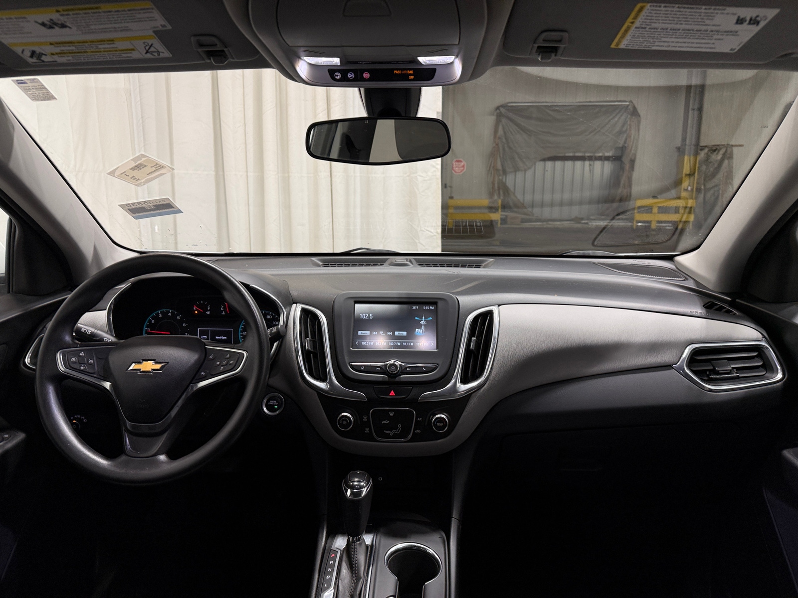 Thumbnail: 2018 Chevrolet Equinox - 3