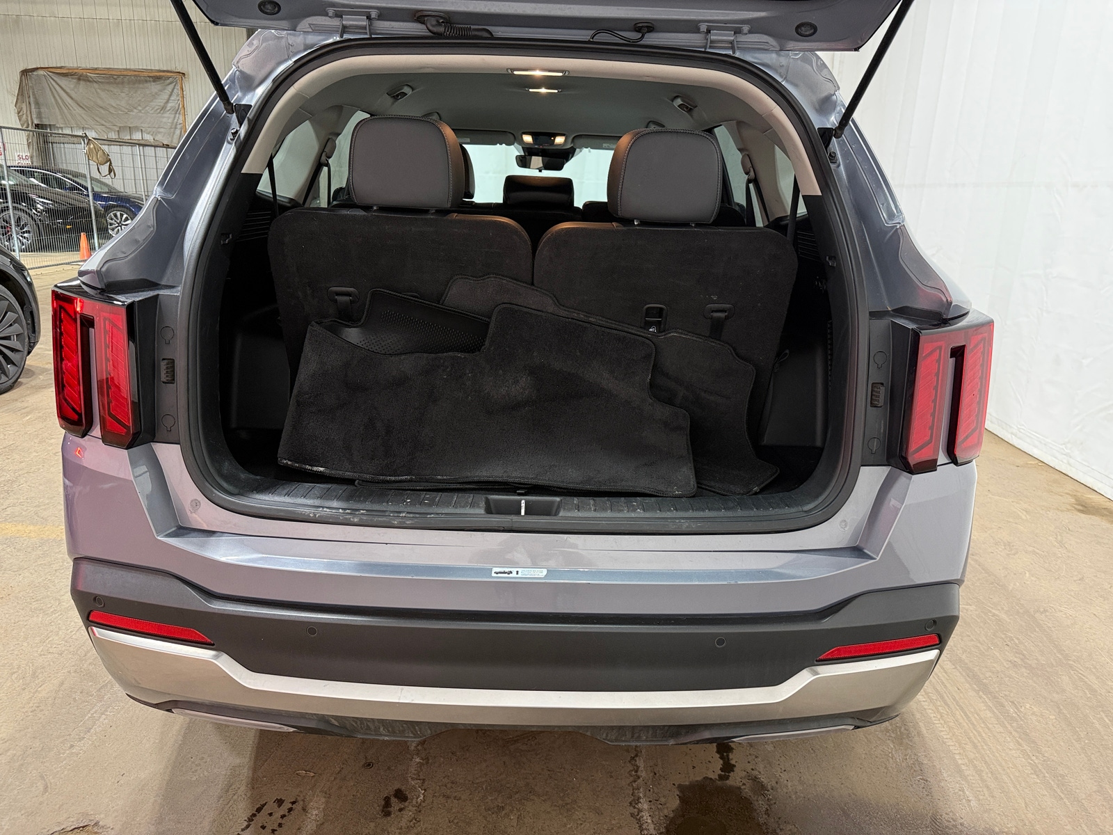 Thumbnail: 2024 Kia Sorento - 6