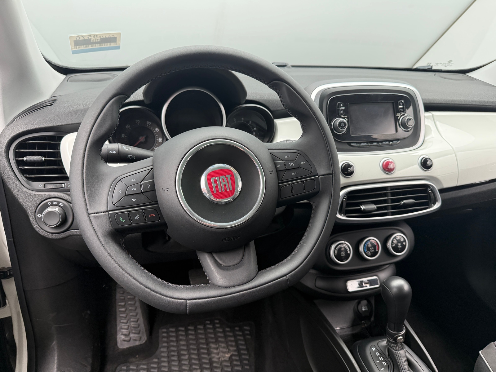 Thumbnail: 2017 Fiat 500X - 5