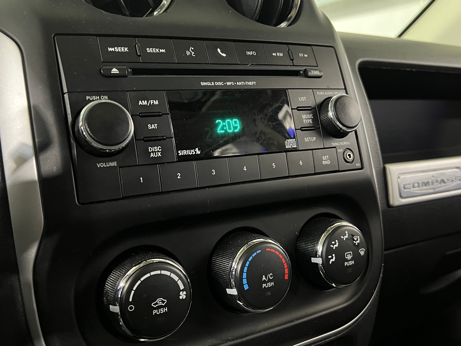 Thumbnail: 2014 Jeep Compass - 4