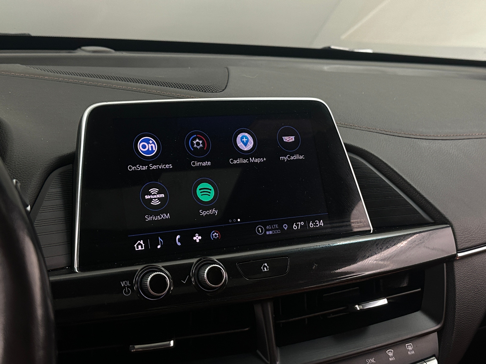 Thumbnail: 2023 Cadillac CT4 - 3