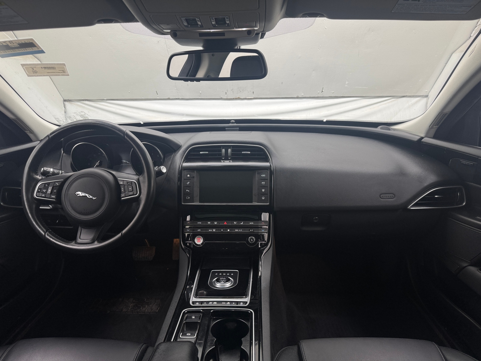 Thumbnail: 2018 Jaguar XE - 2