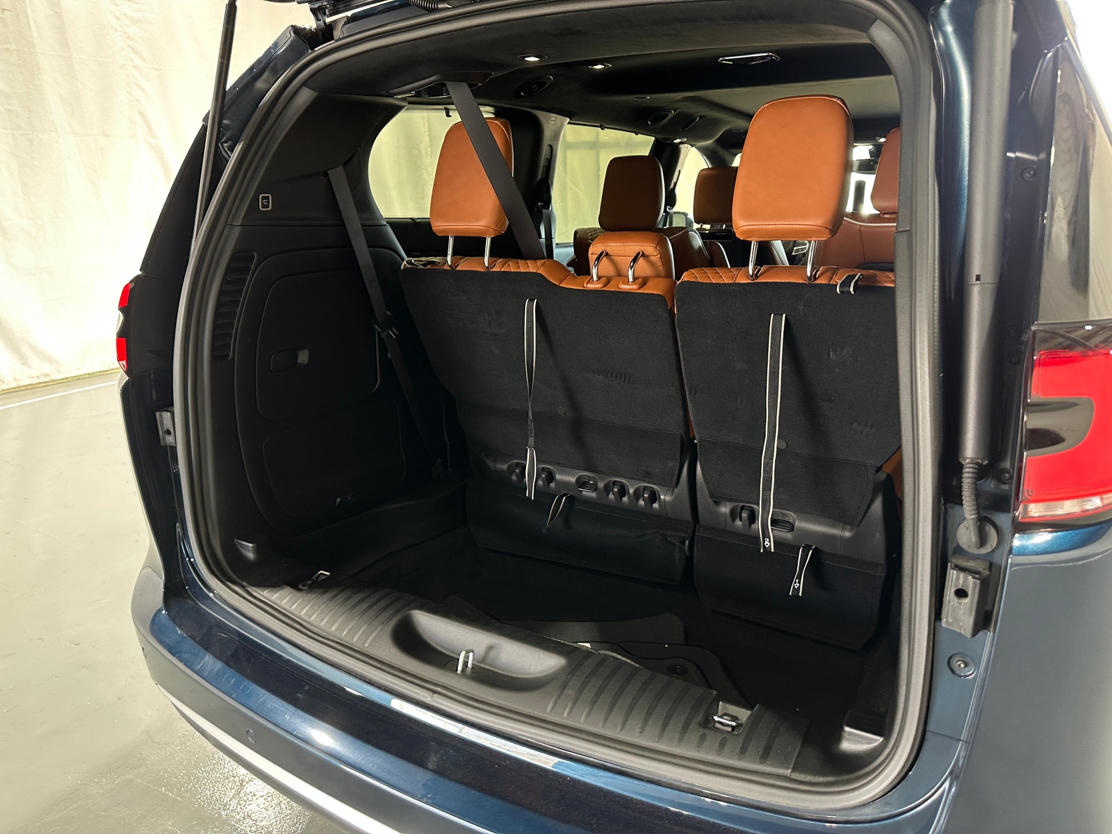 Thumbnail: 2025 Chrysler Pacifica - 6