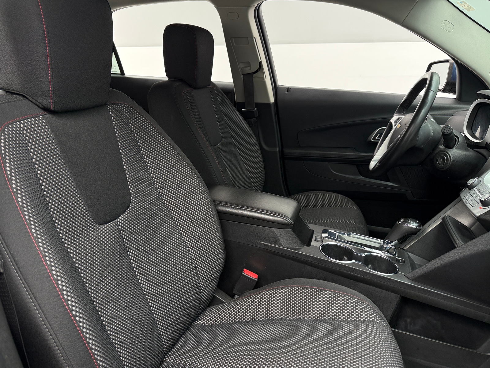 Thumbnail: 2017 Chevrolet Equinox - 2