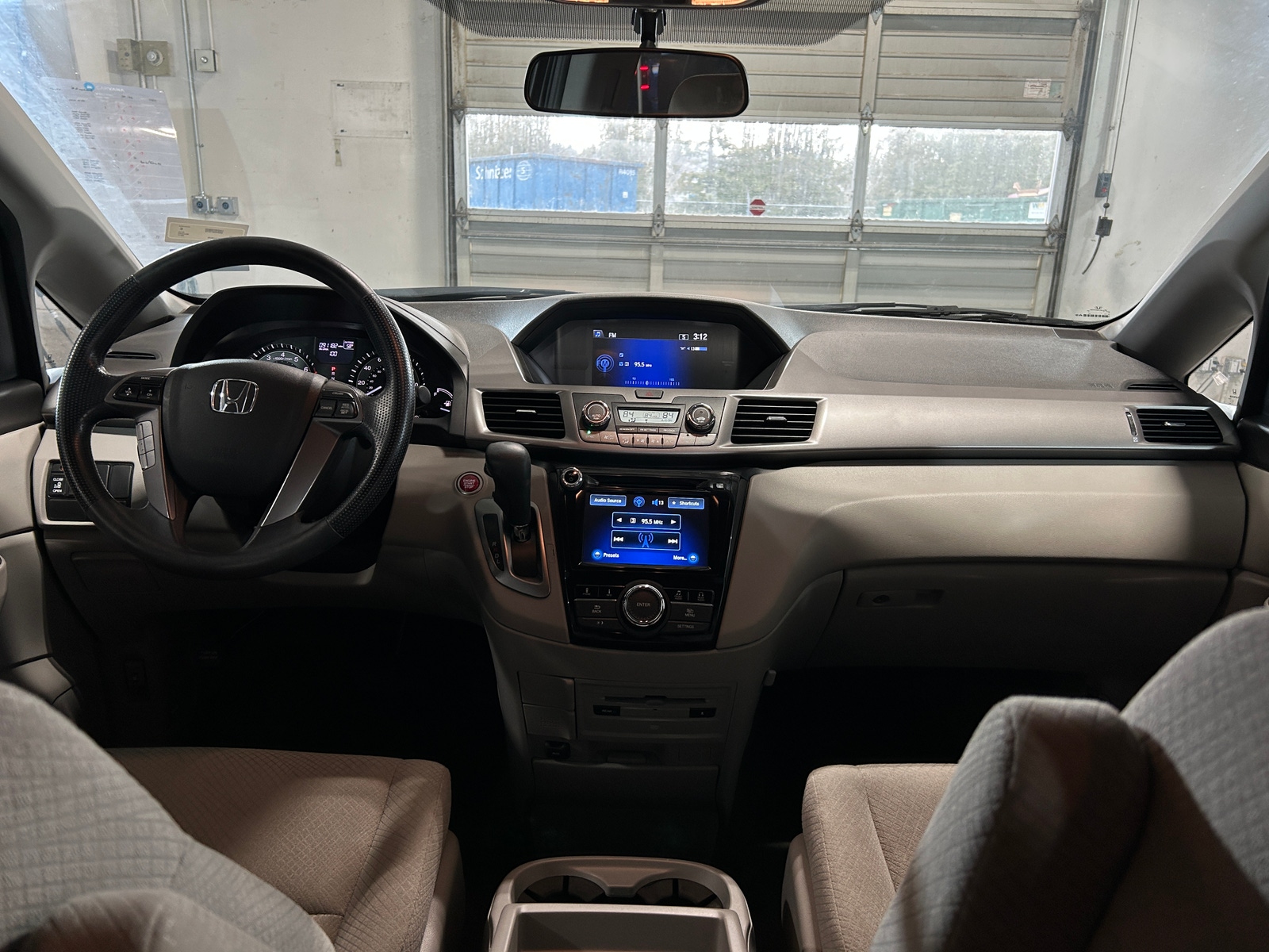 Thumbnail: 2017 Honda Odyssey - 3