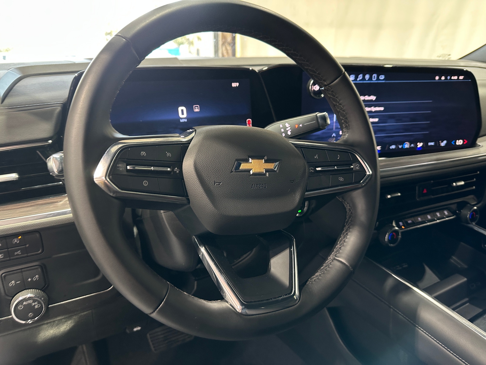 Thumbnail: 2025 Chevrolet Tahoe - 4