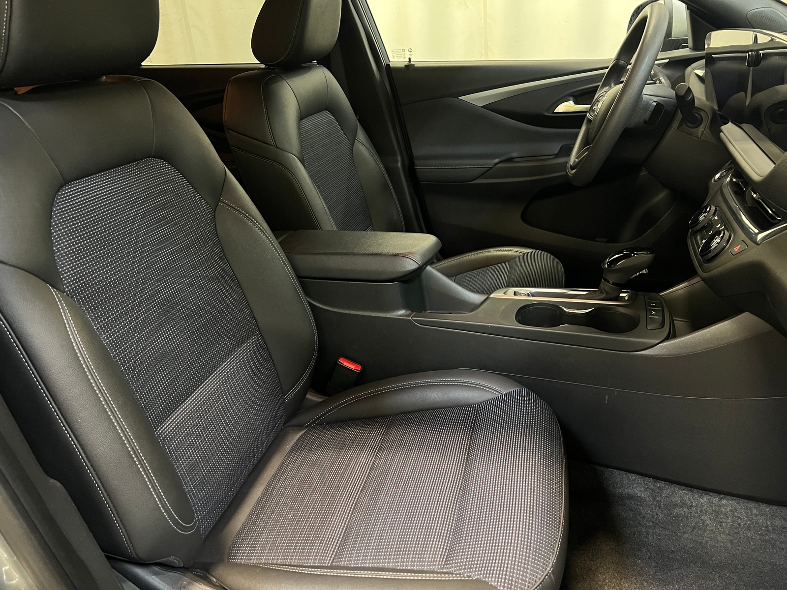 Thumbnail: 2025 Buick Envista - 2