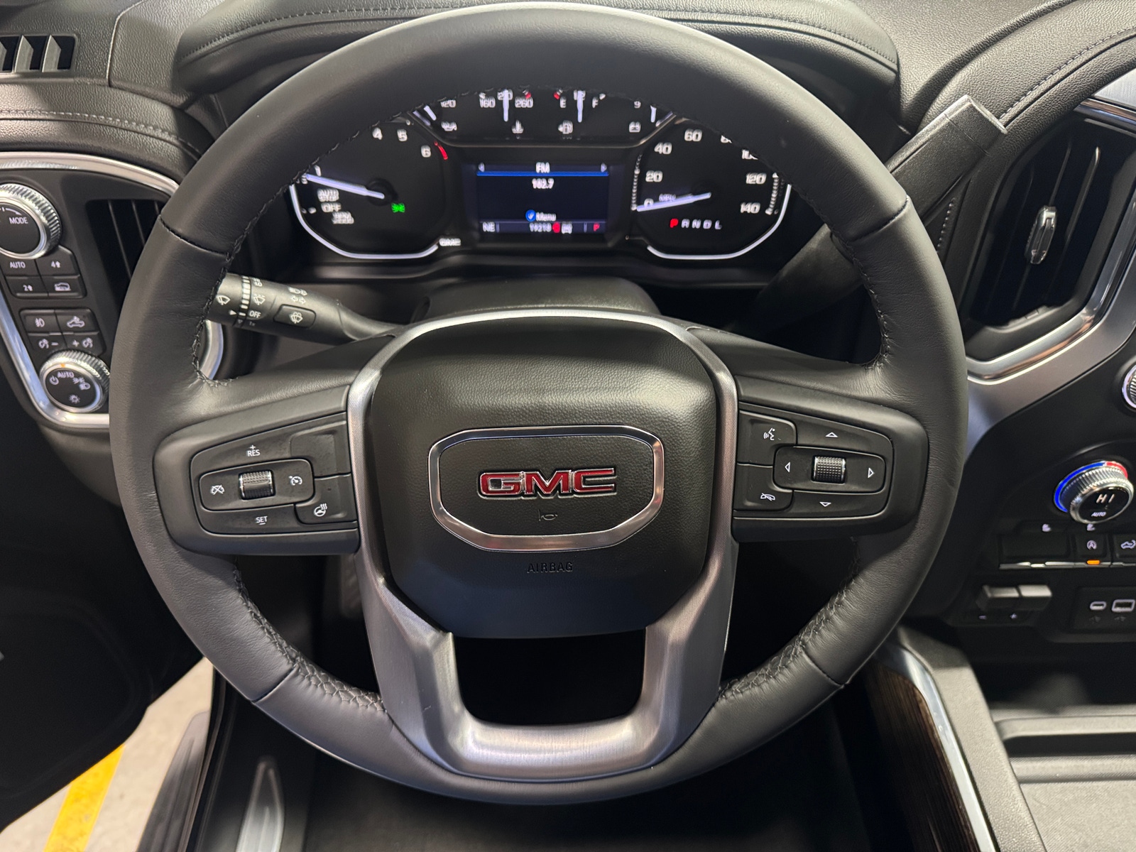 Thumbnail: 2022 GMC Sierra 1500 - 5