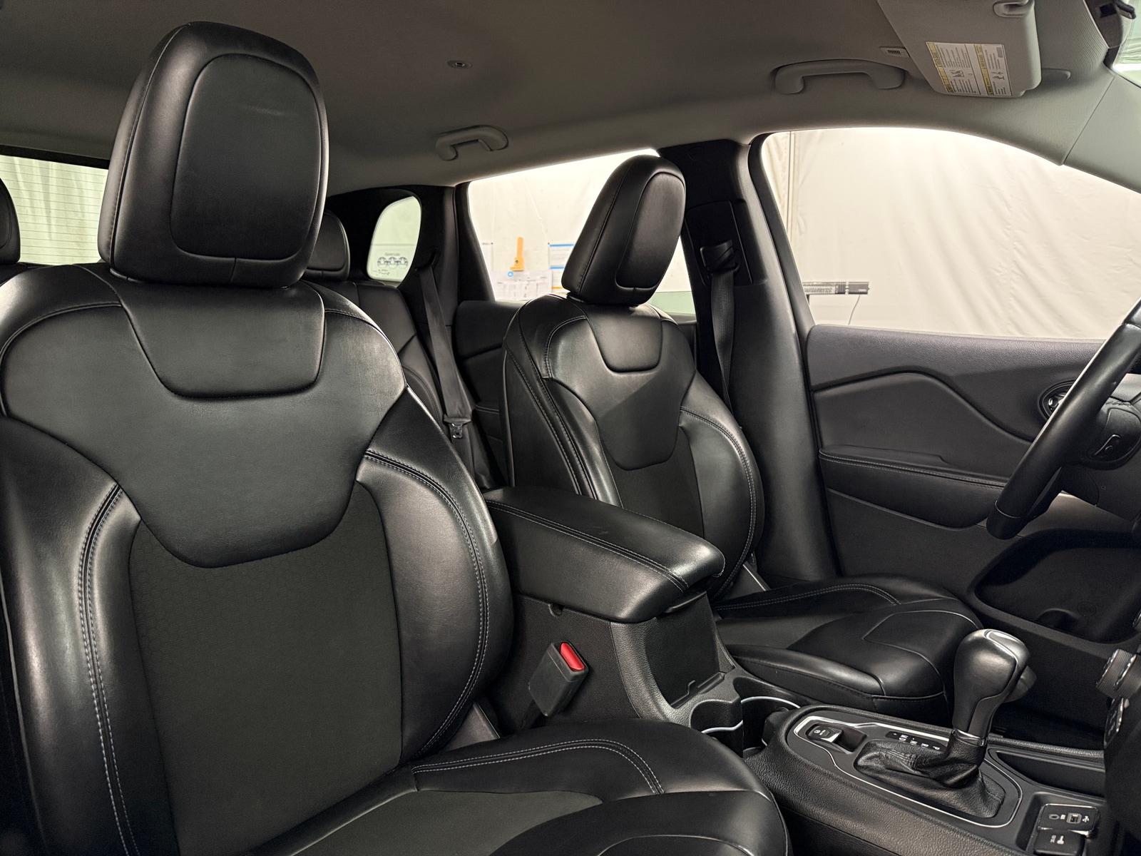 Thumbnail: 2019 Jeep Cherokee - 2