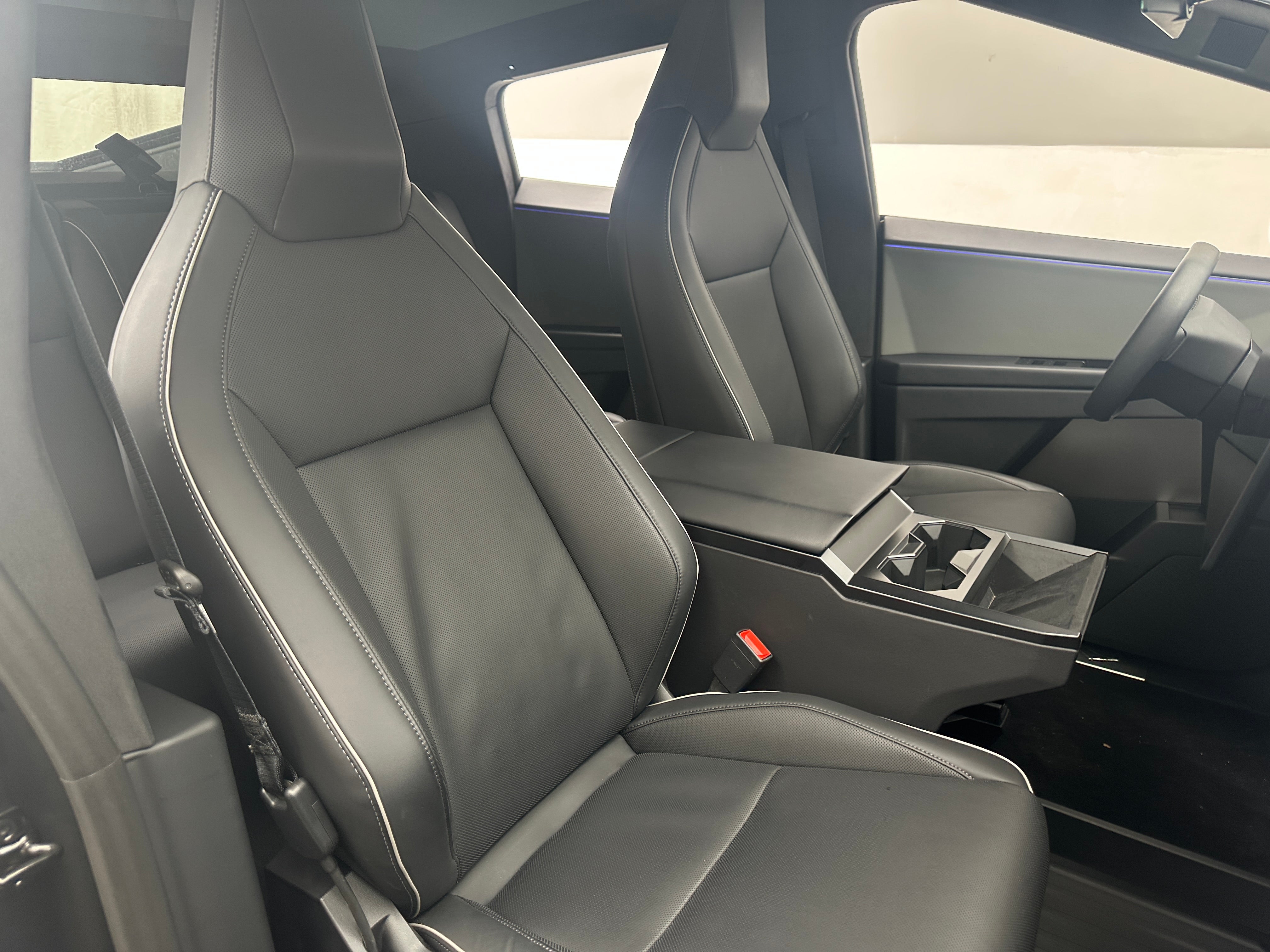 2024 Tesla Cybertruck