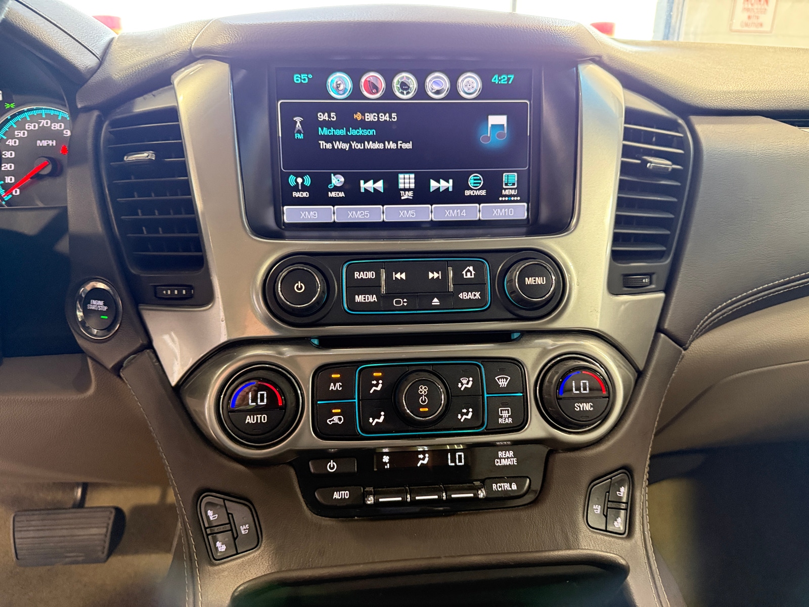 Thumbnail: 2016 Chevrolet Tahoe - 3