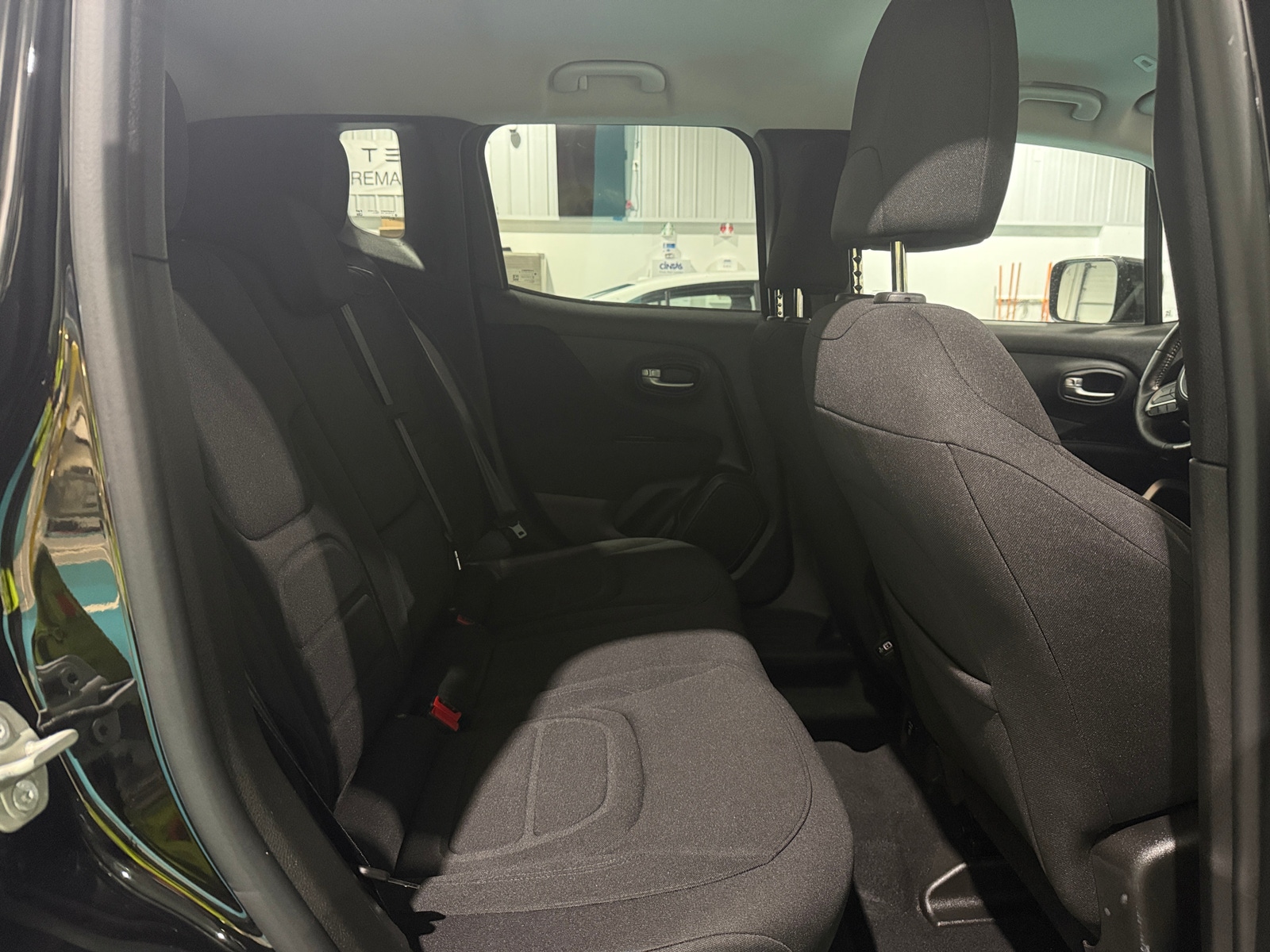 Thumbnail: 2021 Jeep Renegade - 6