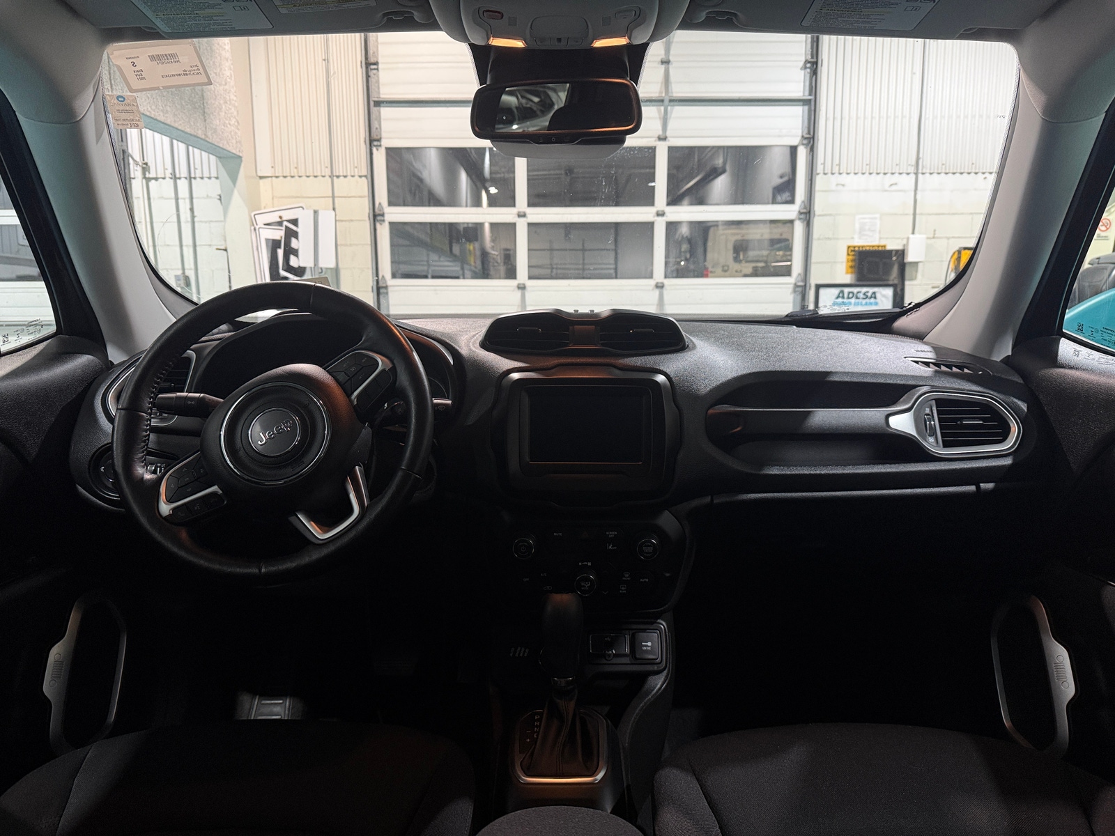 Thumbnail: 2021 Jeep Renegade - 3