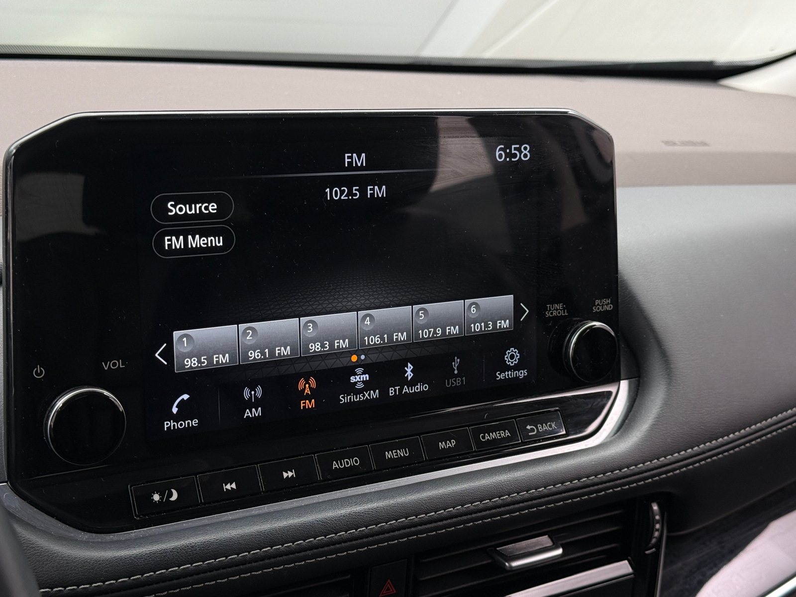 Thumbnail: 2023 Nissan Rogue - 3