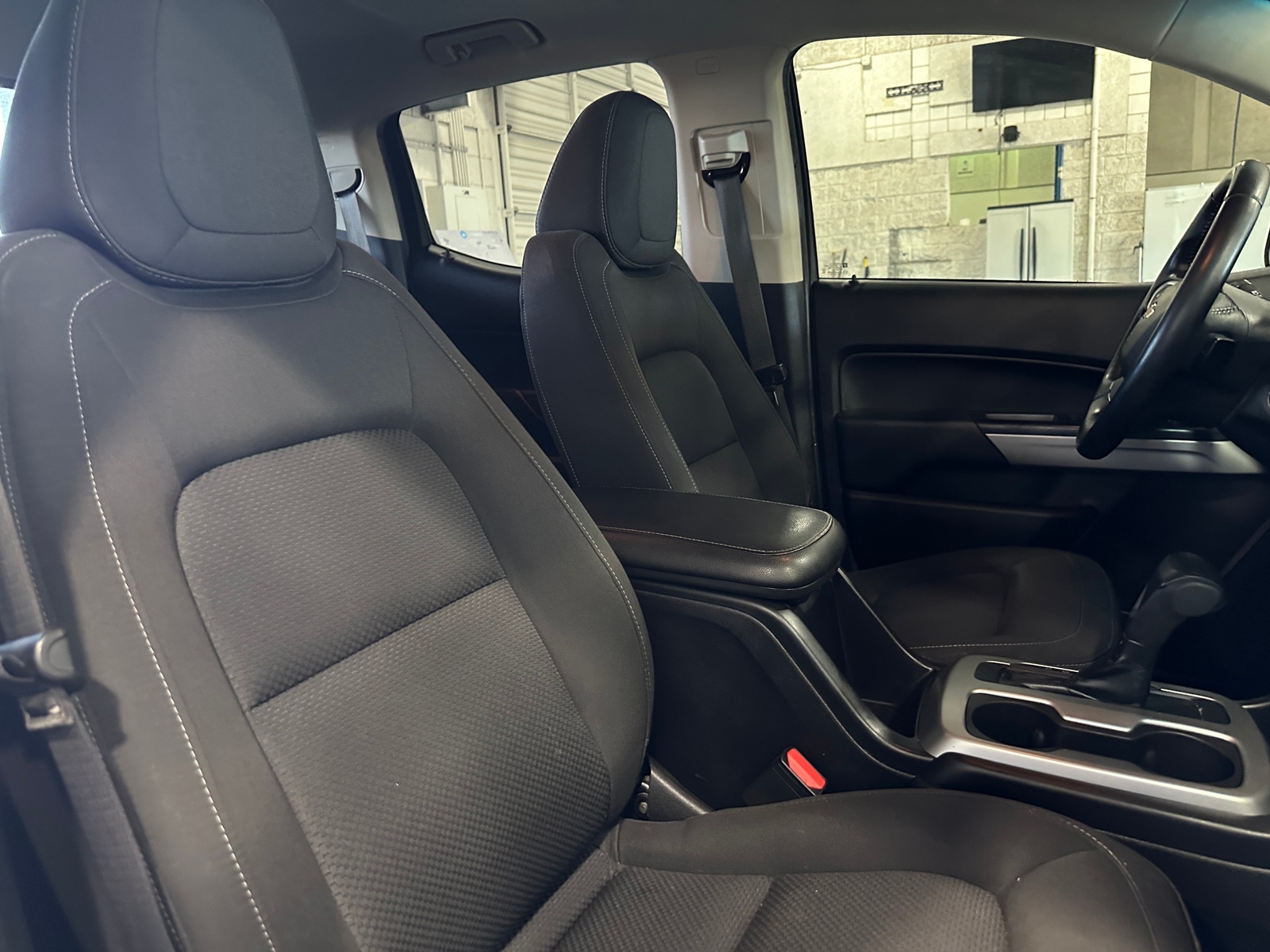 Thumbnail: 2021 Chevrolet Colorado - 2