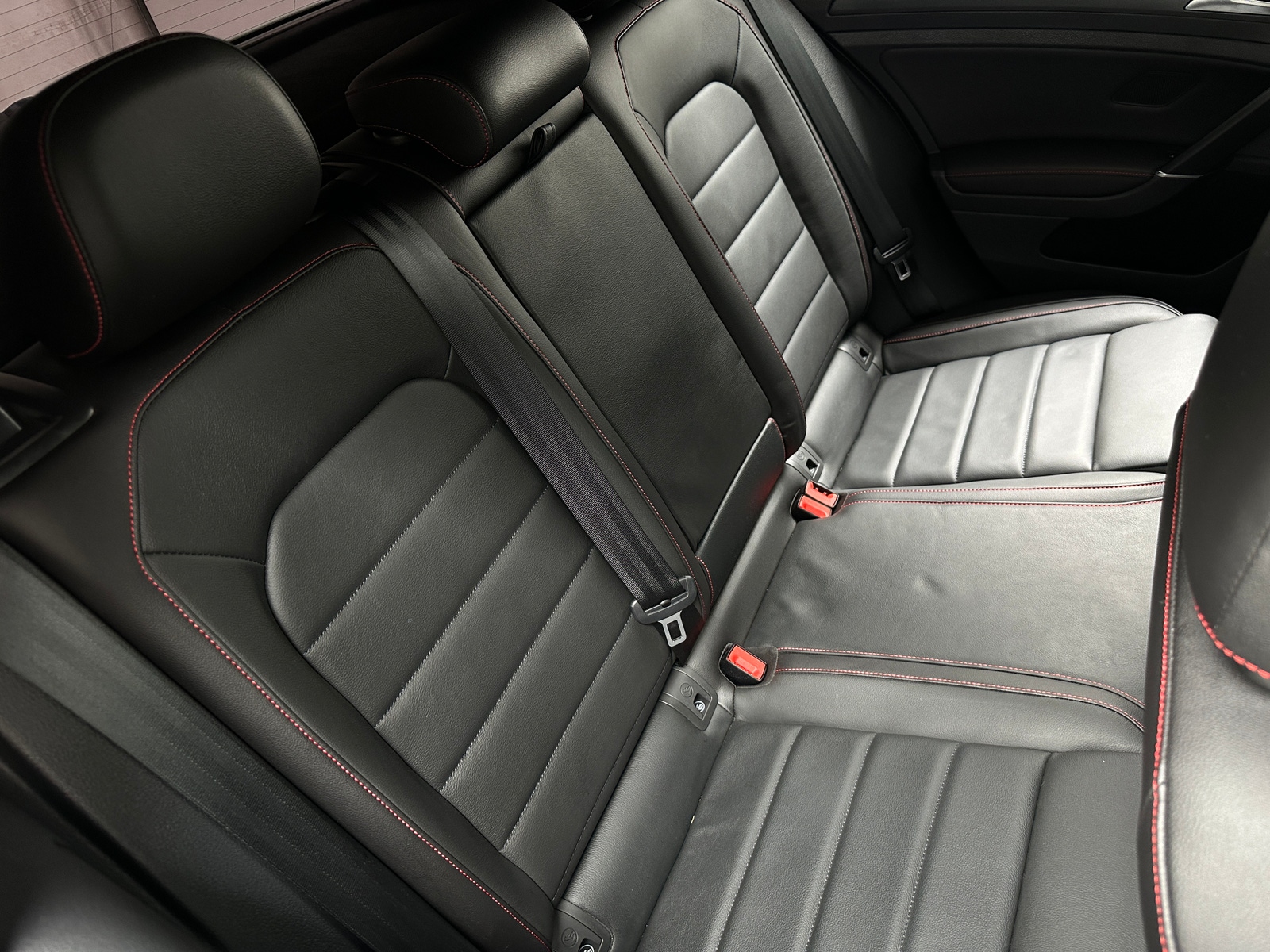 Thumbnail: 2020 Volkswagen Golf - 5