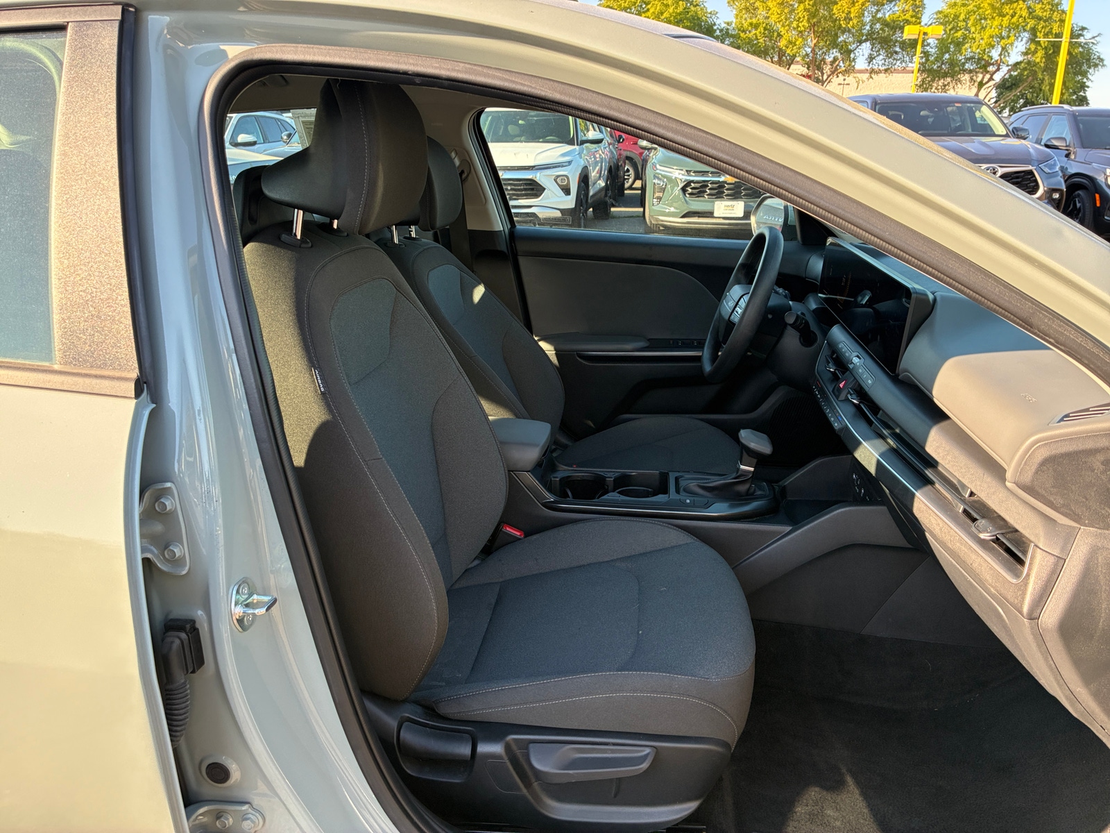 Thumbnail: 2025 Kia K4 - 2