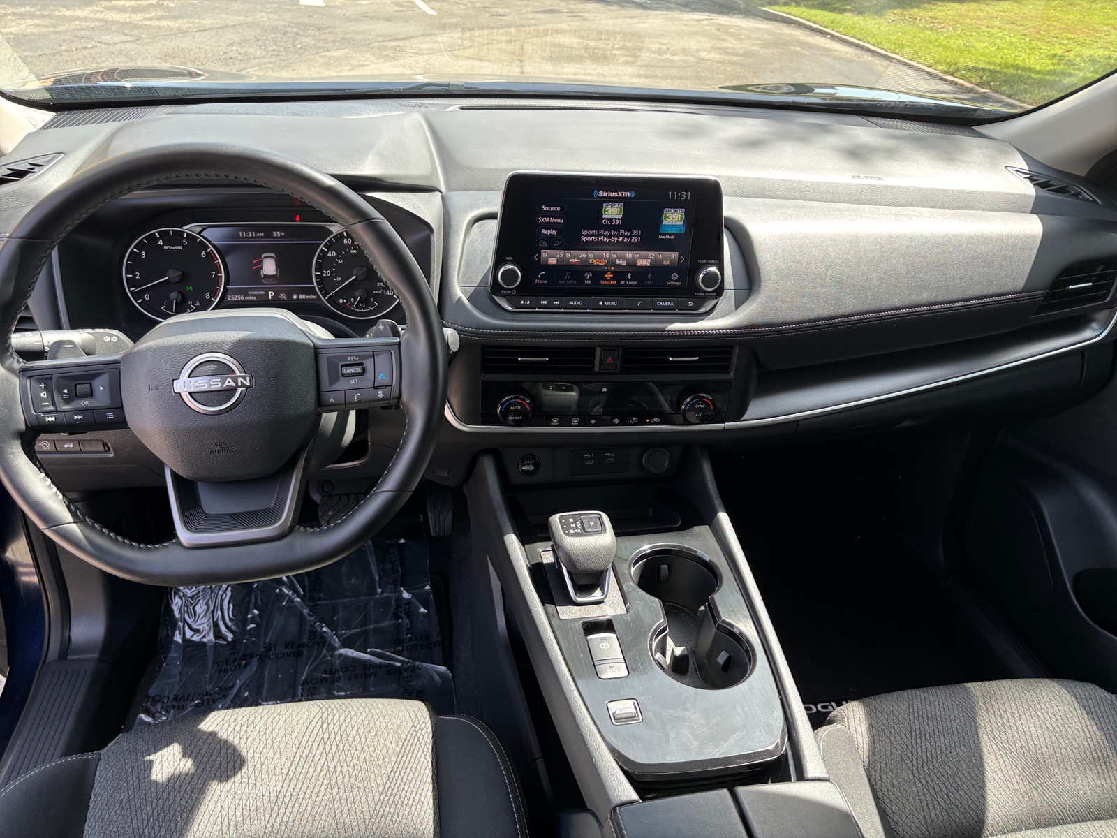 Thumbnail: 2025 Nissan Rogue - 3