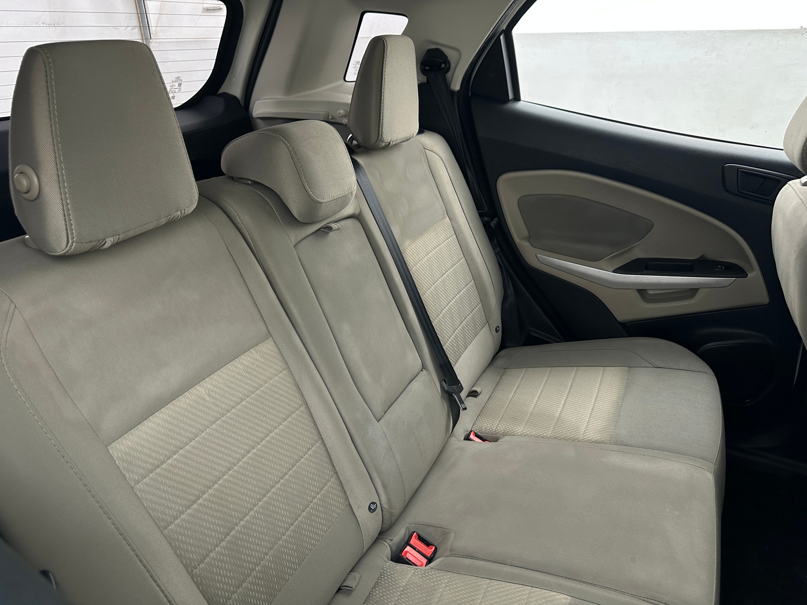 Thumbnail: 2021 Ford EcoSport - 6