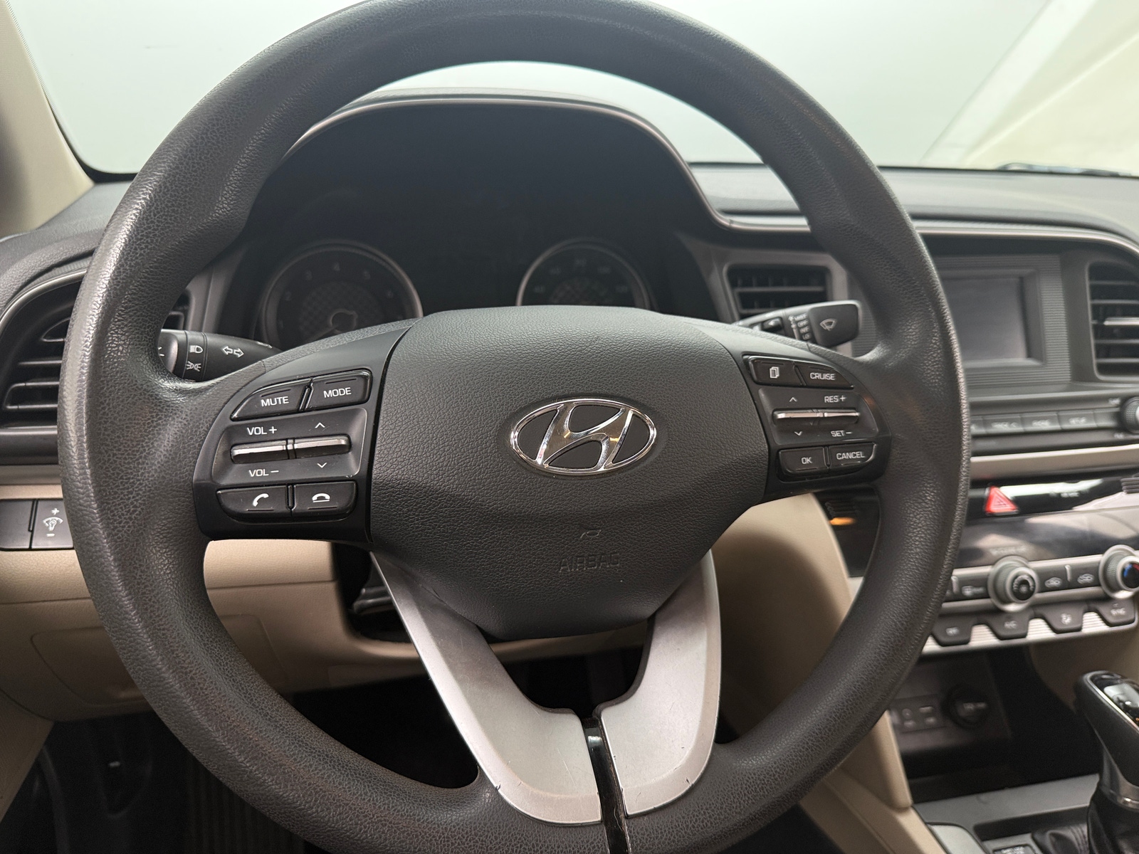 Thumbnail: 2020 Hyundai Elantra - 5