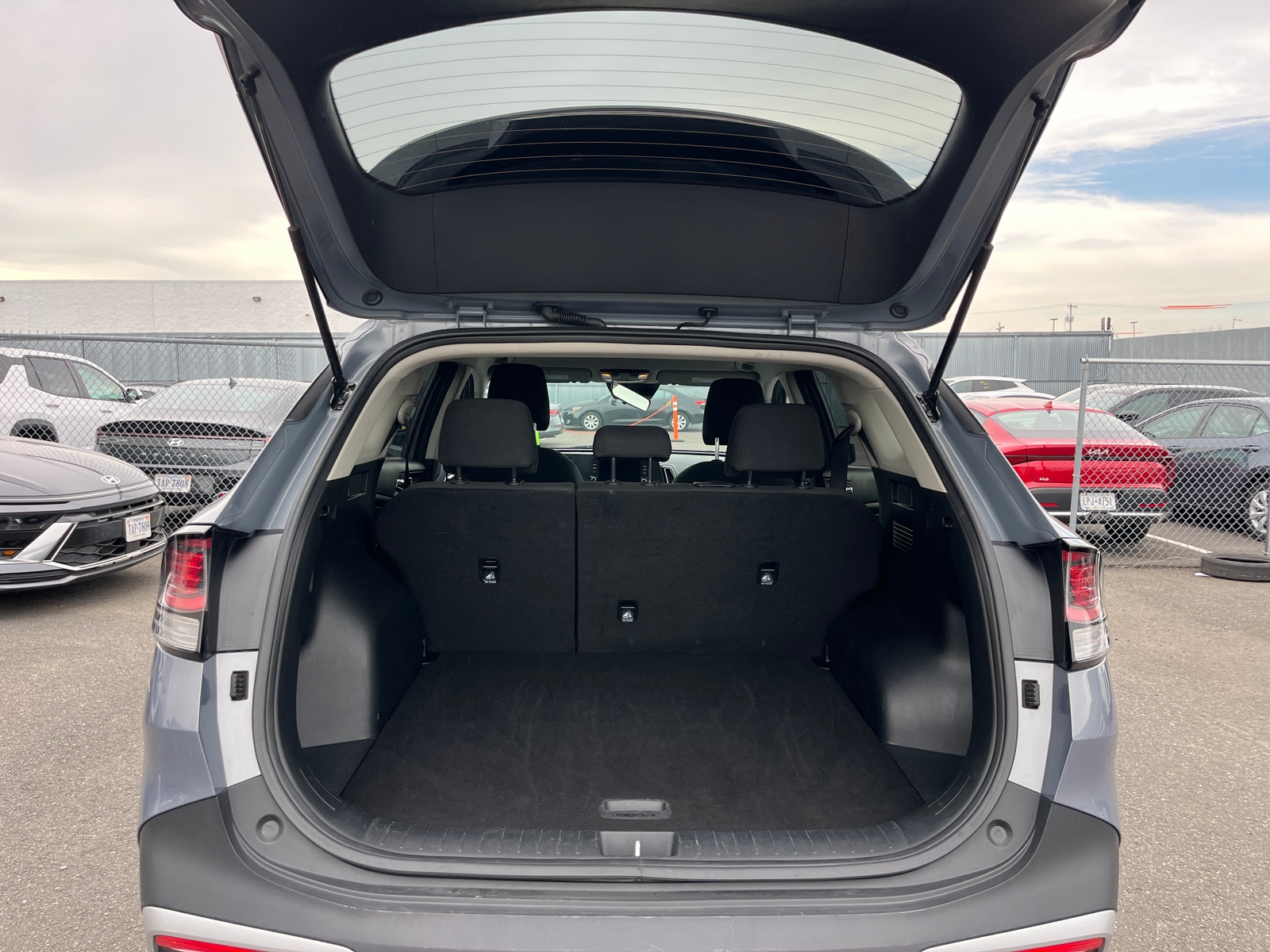 Thumbnail: 2025 Kia Sportage - 6