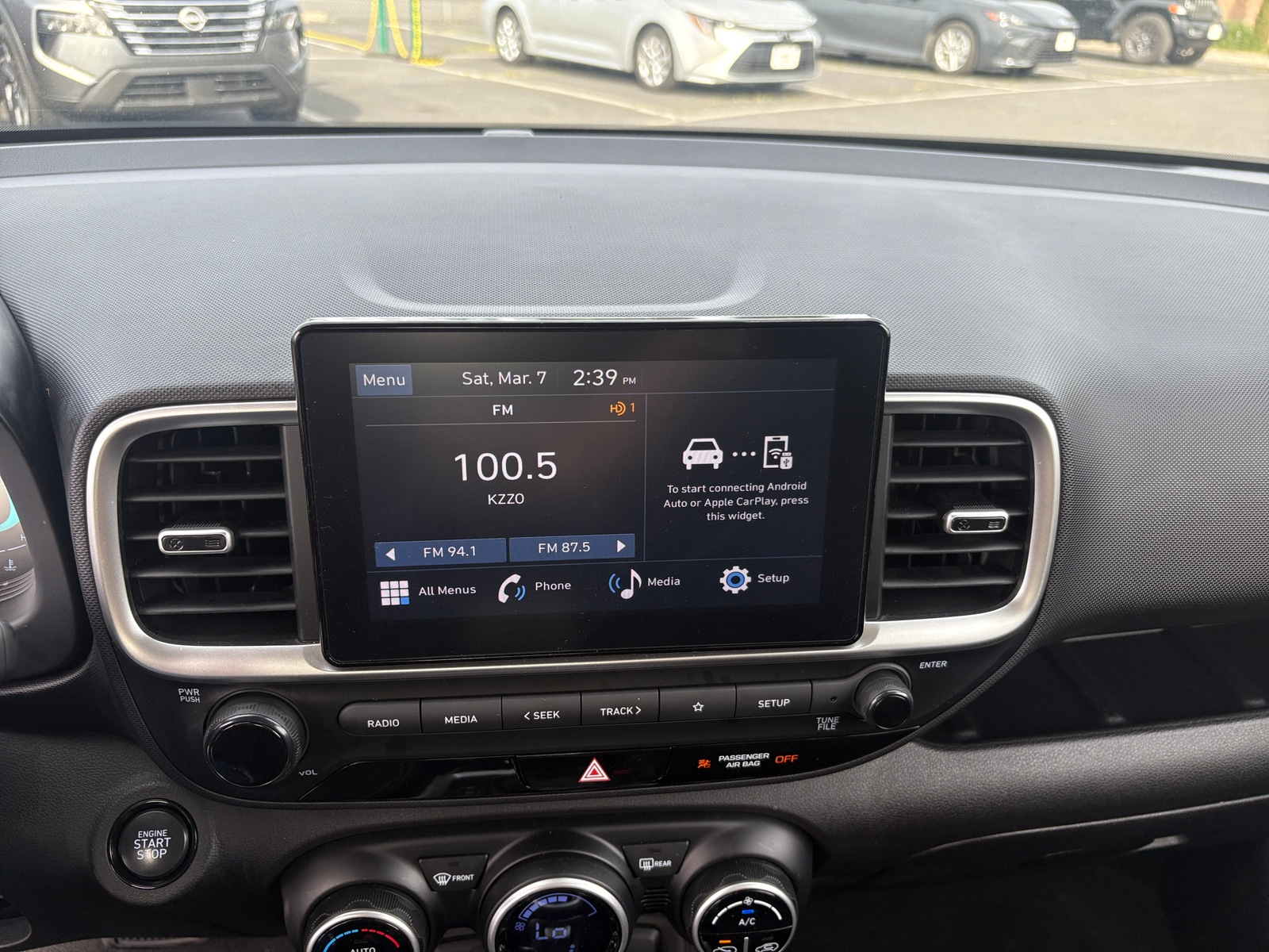 Thumbnail: 2025 Hyundai Venue - 4