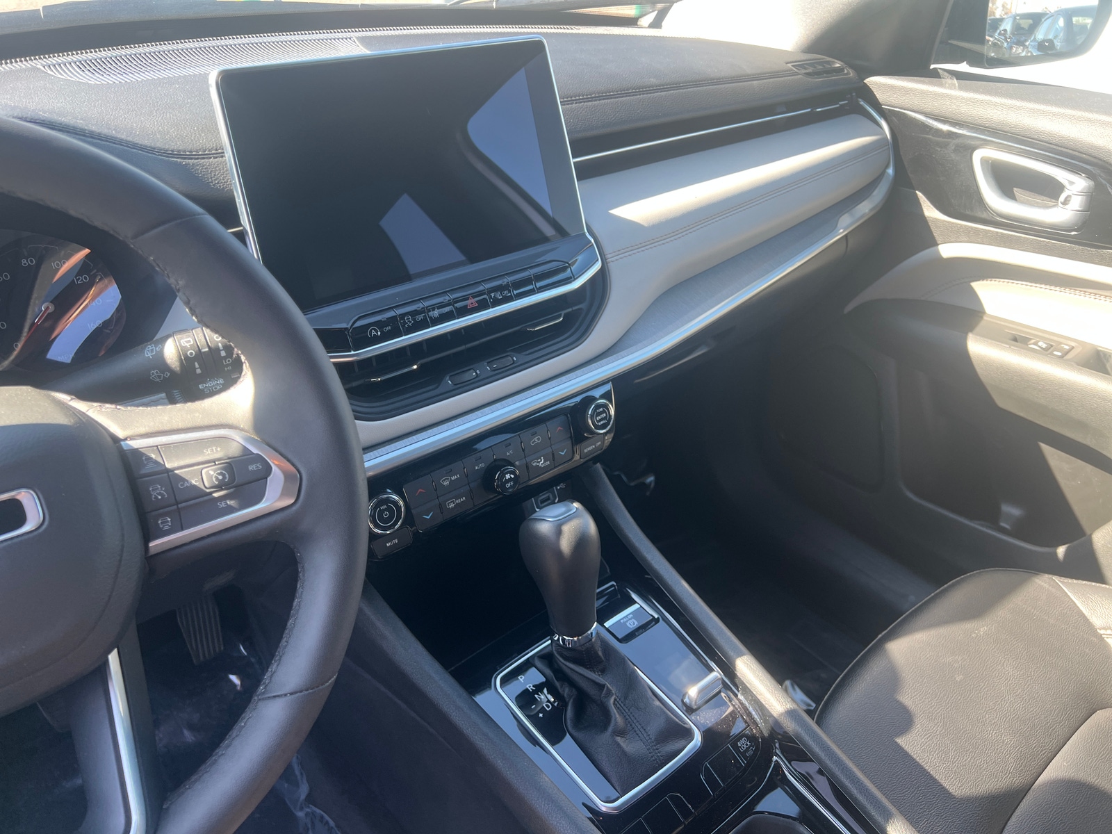 Thumbnail: 2025 Jeep Compass - 4