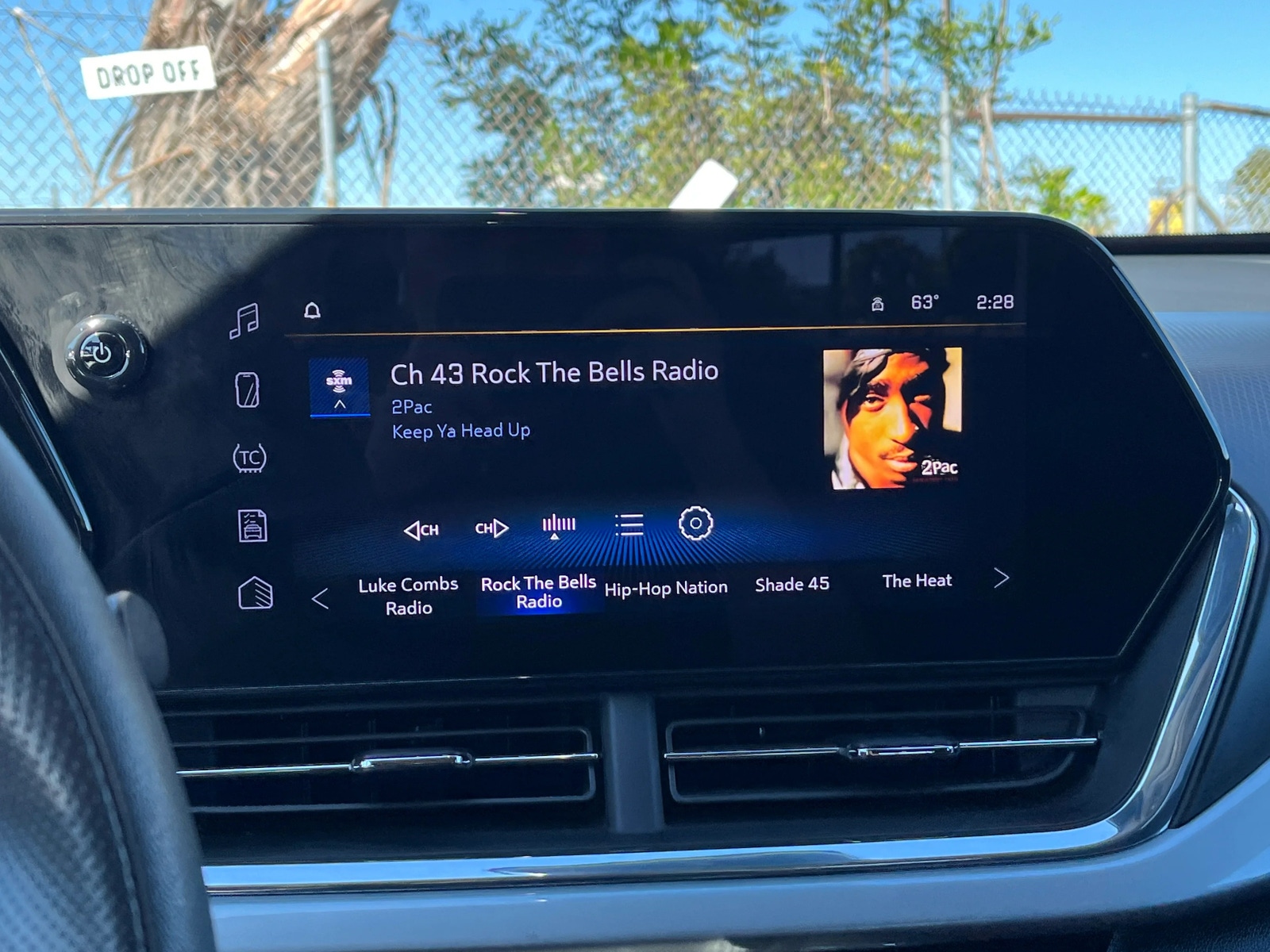 Thumbnail: 2025 Chevrolet Trax - 4