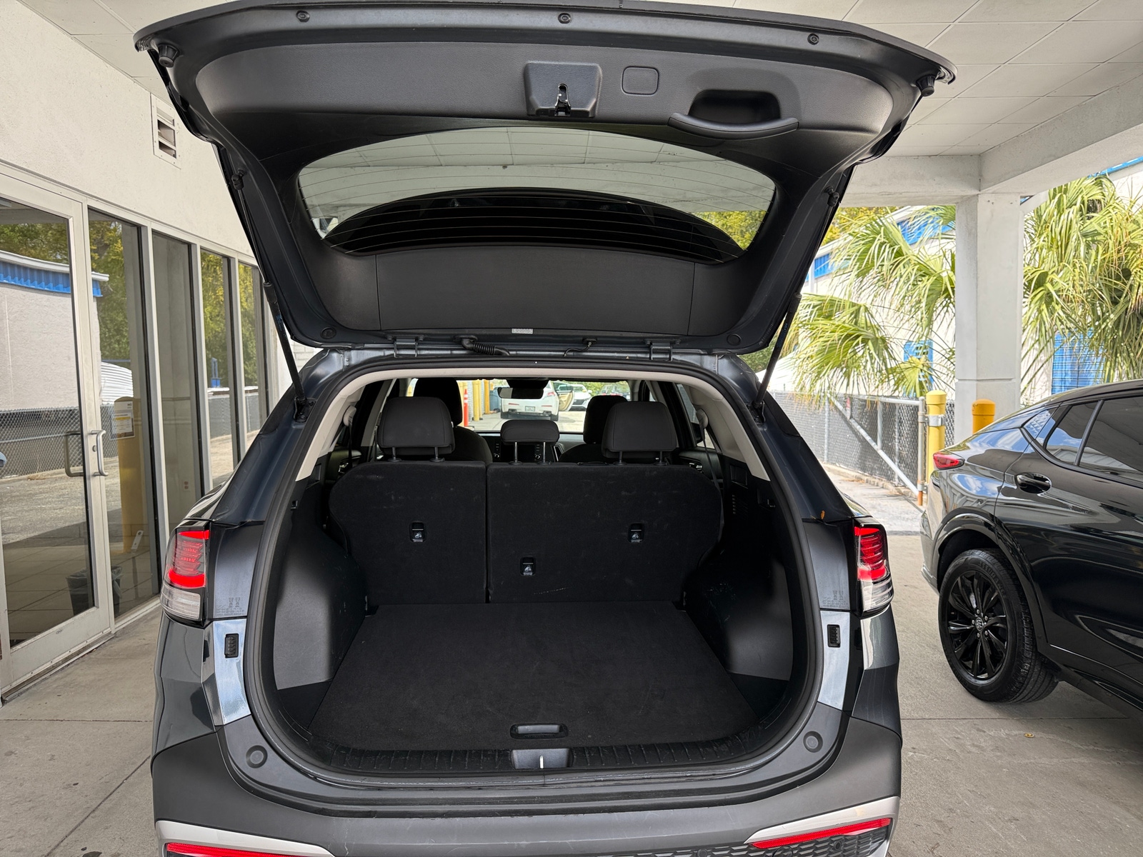 Thumbnail: 2025 Kia Sportage - 5