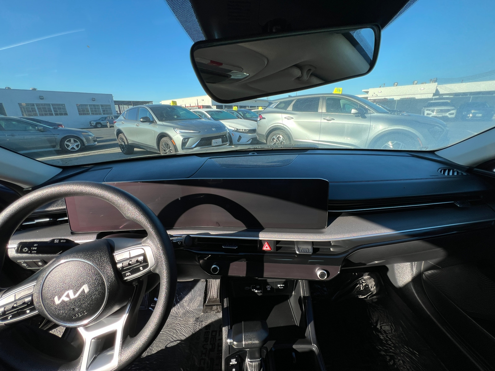 Thumbnail: 2025 Kia K5 - 3