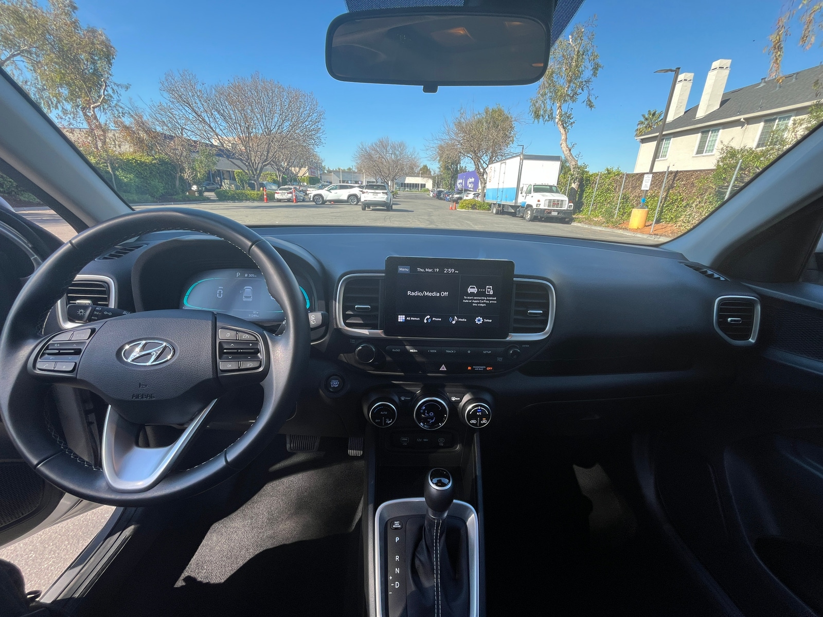 Thumbnail: 2025 Hyundai Venue - 3