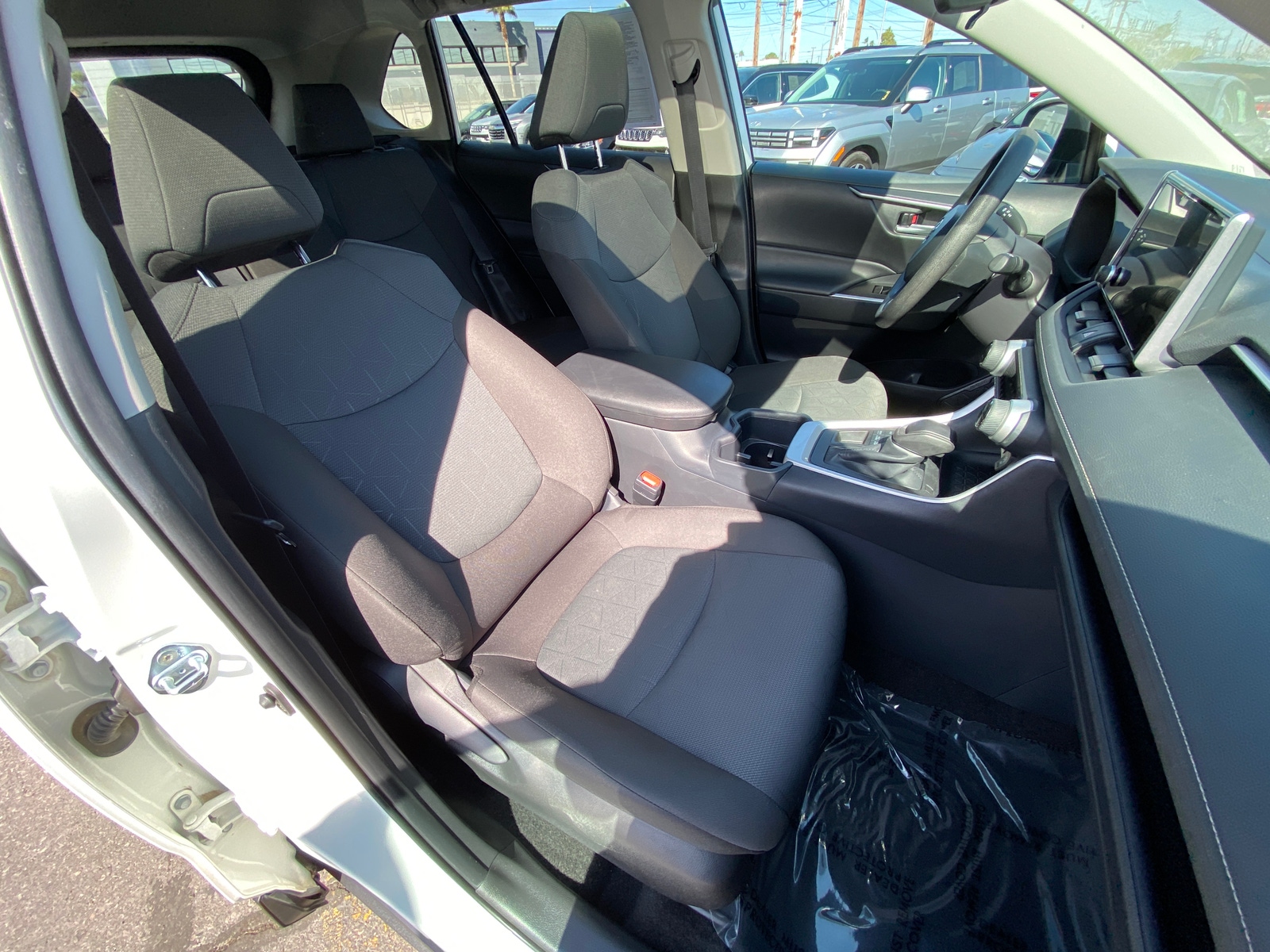 Thumbnail: 2025 Toyota RAV4 - 2