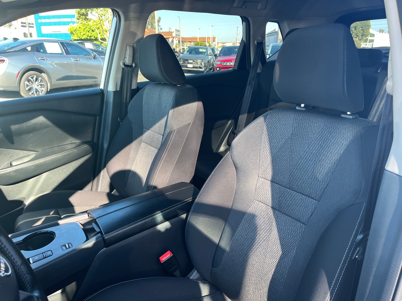 Thumbnail: 2025 Nissan Rogue - 2