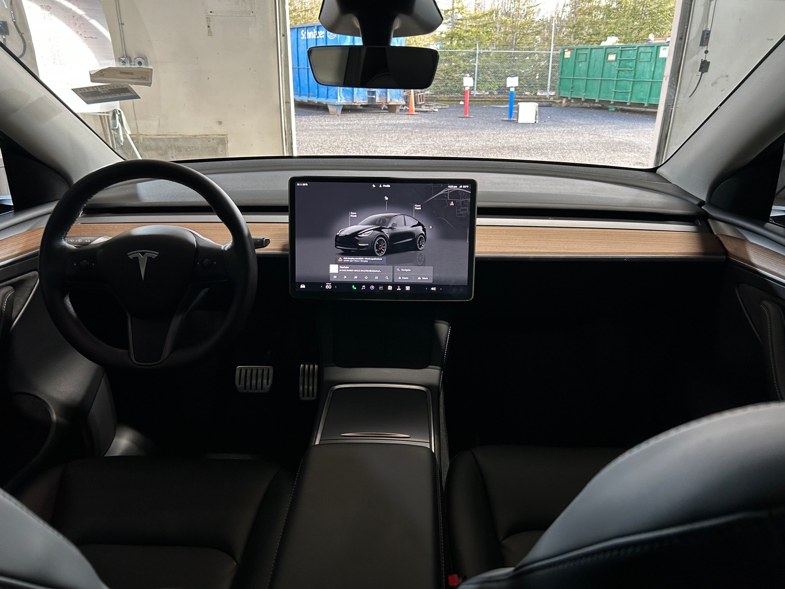 Thumbnail: 2025 Tesla Model Y - 2