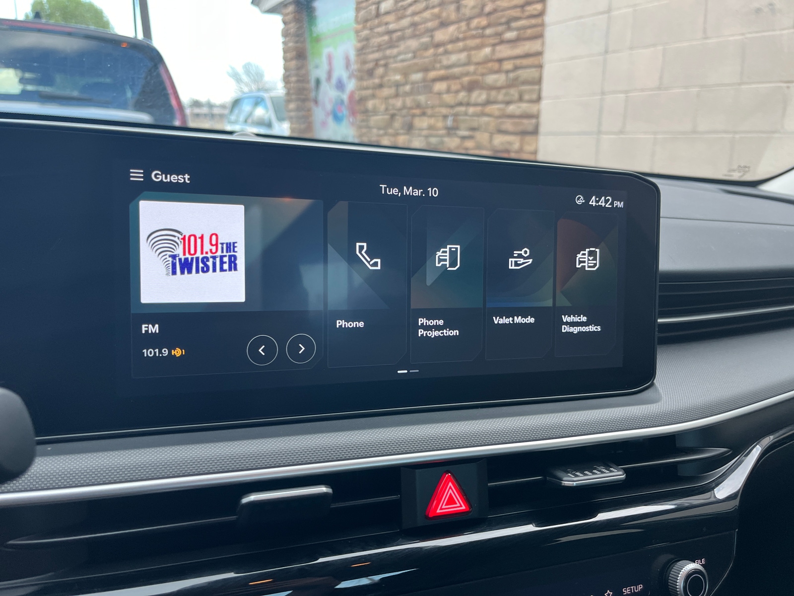 Thumbnail: 2025 Kia K5 - 4