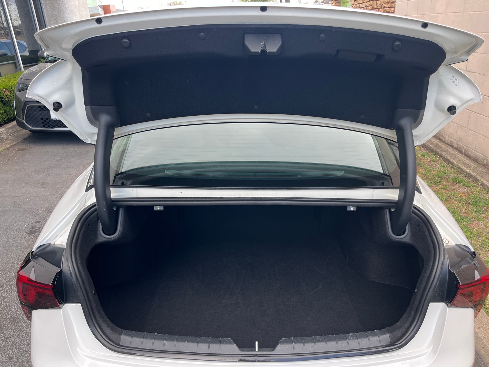 Thumbnail: 2025 Kia K5 - 6