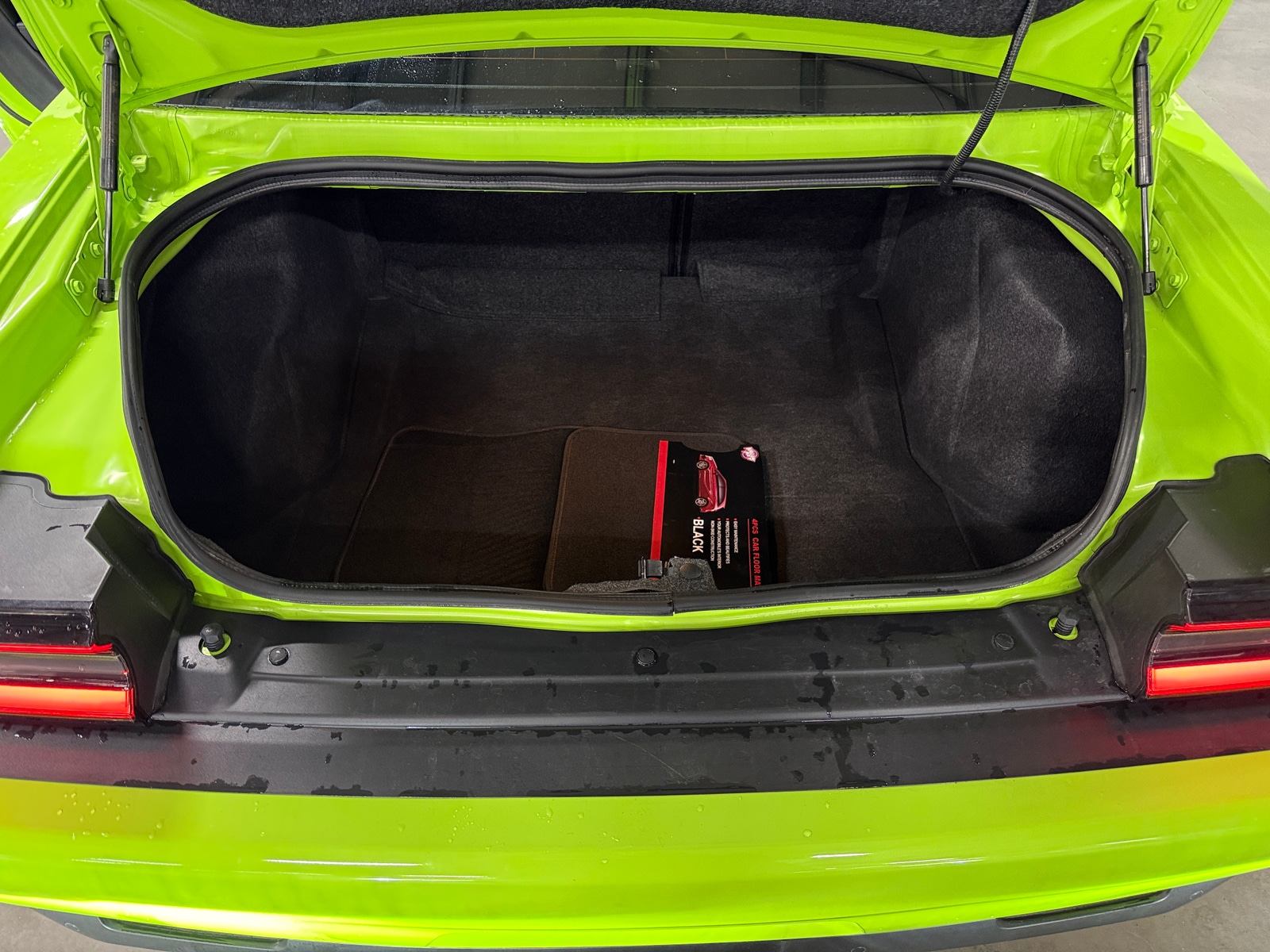 Thumbnail: 2023 Dodge Challenger - 4